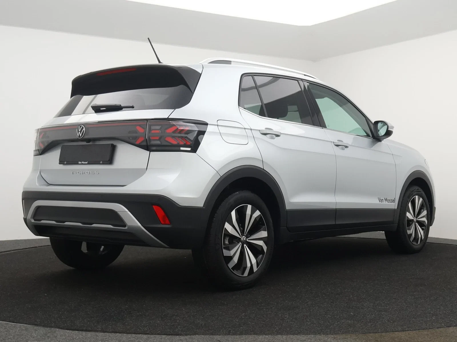Volkswagen-T-Cross-image-1