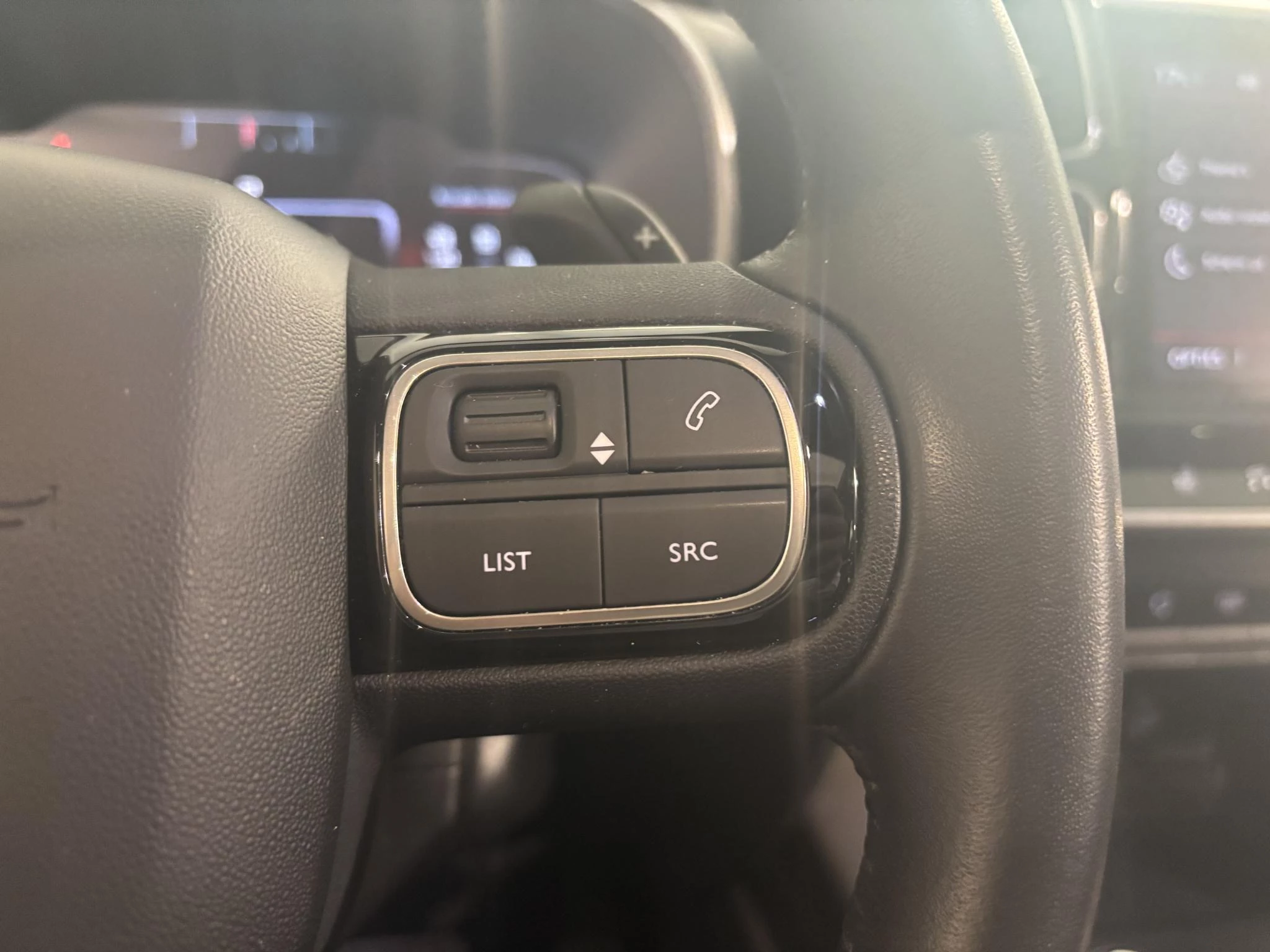 Citroën-C5 Aircross-image-13