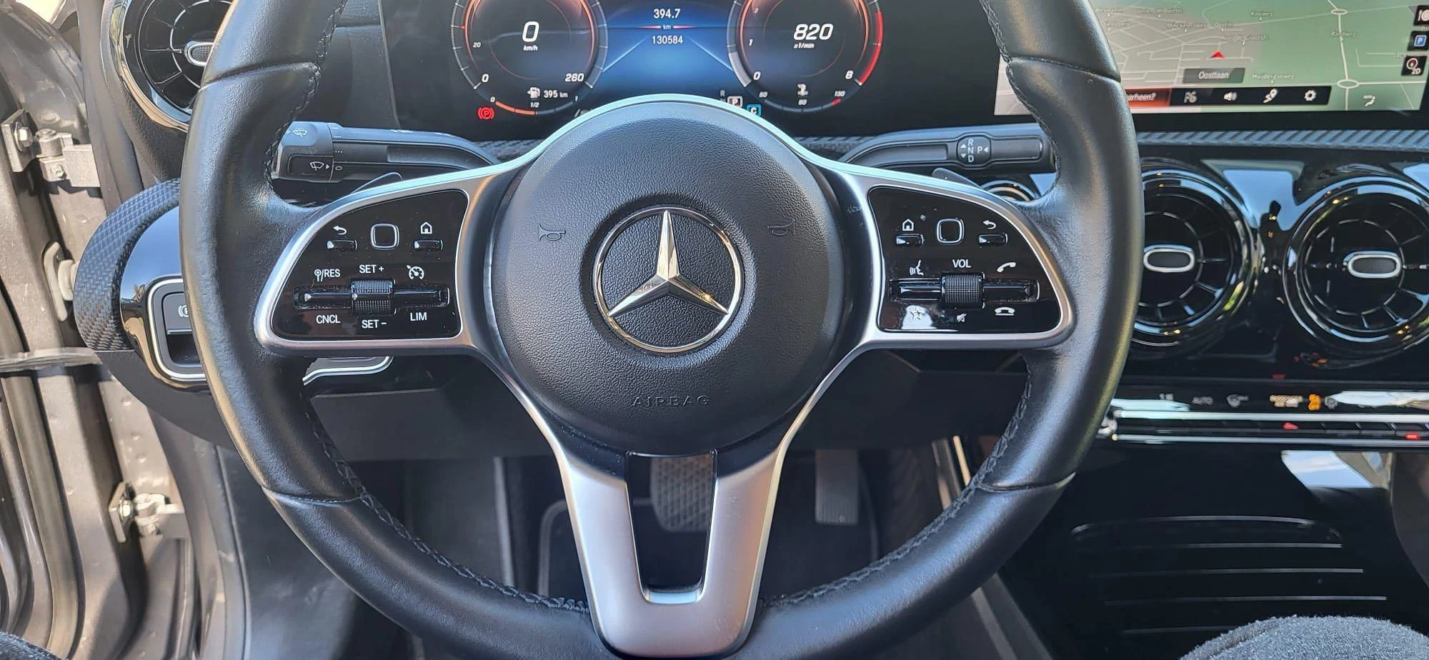 Mercedes-Benz-A-Klasse-image-13