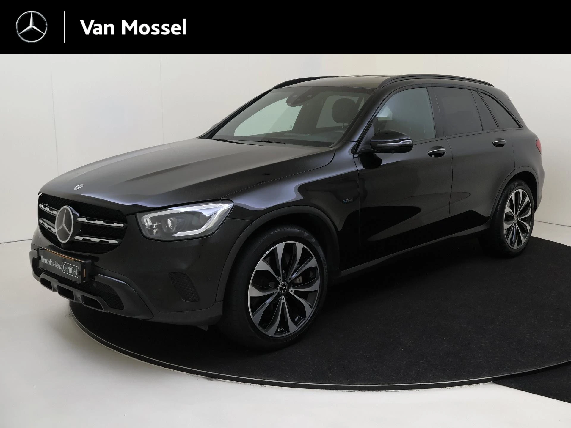 Mercedes-Benz-GLC-image-0