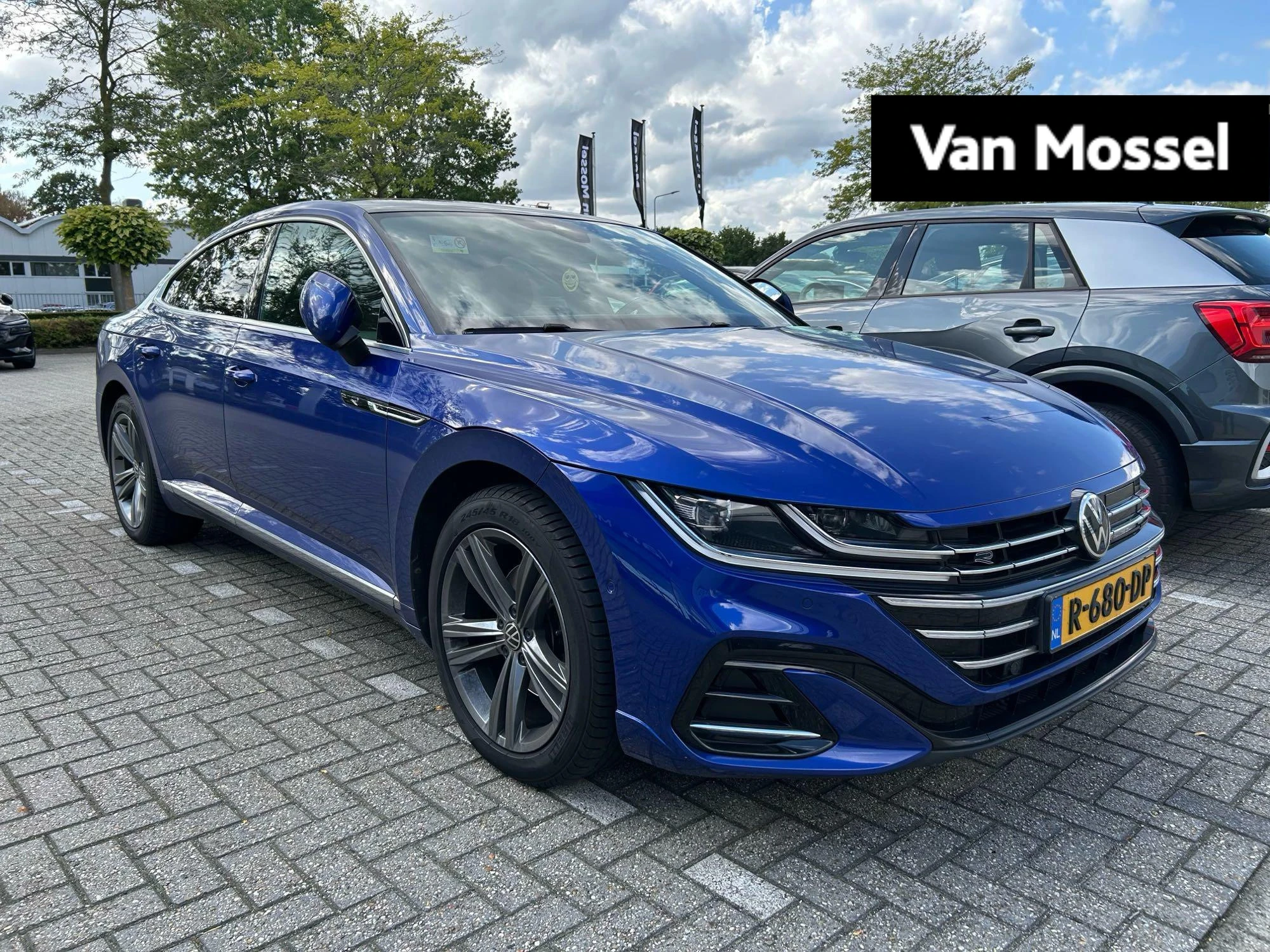 Volkswagen-Arteon-image-0