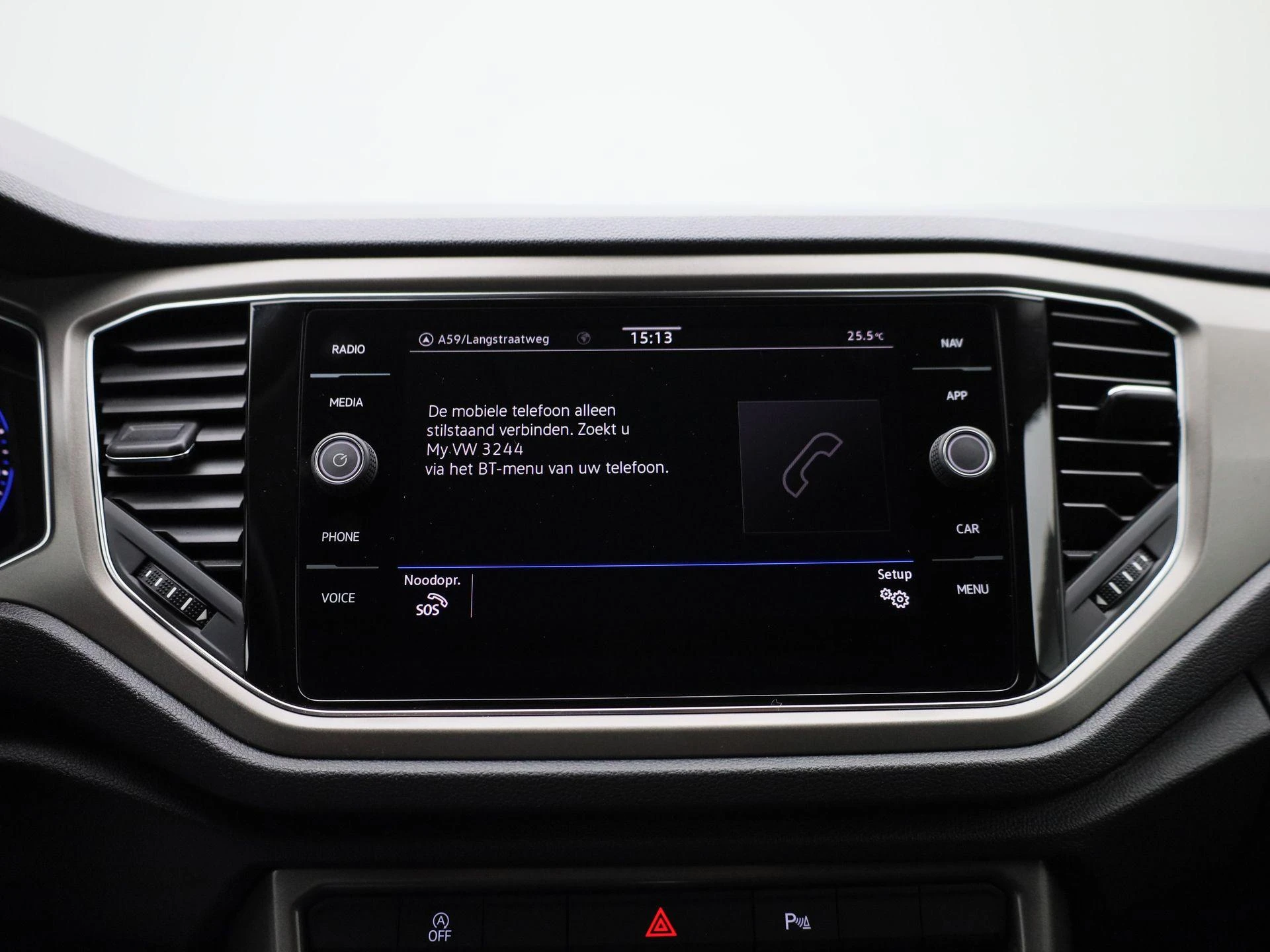 Volkswagen-T-Roc-image-22