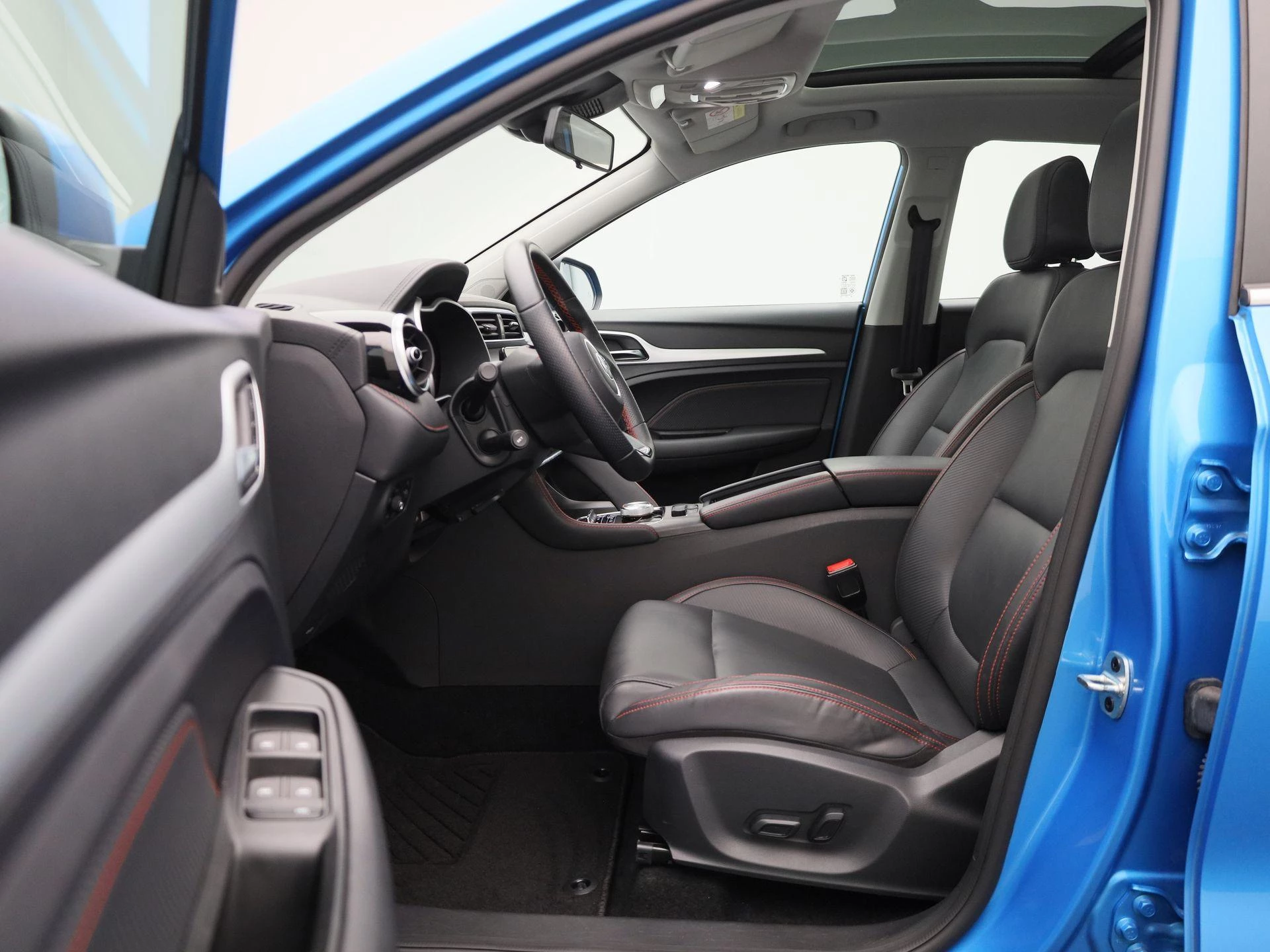 MG-ZS EV-image-10