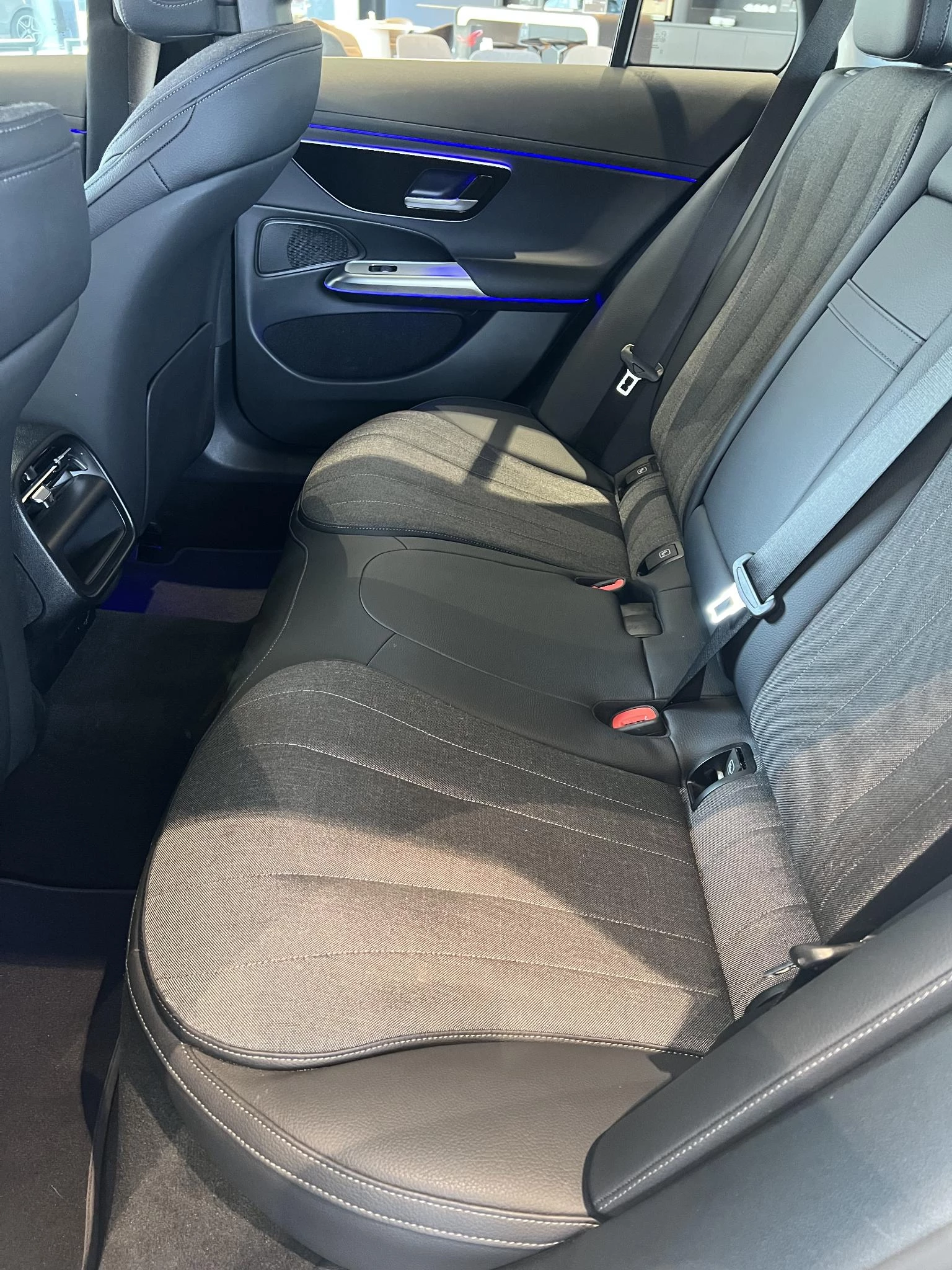 Mercedes-Benz-Classe E-image-6