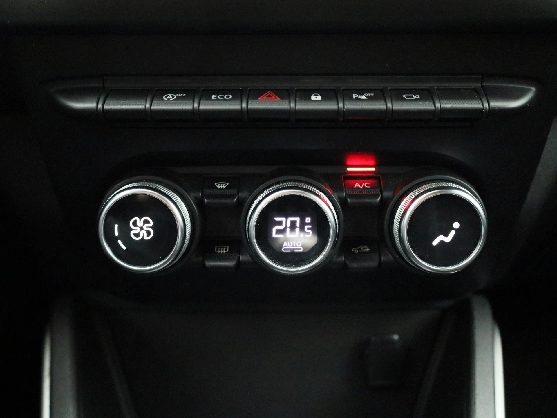 Dacia-Duster-image-18