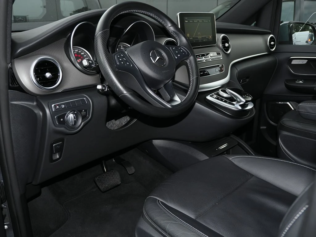 Mercedes-Benz-V-Klasse 250-image-6