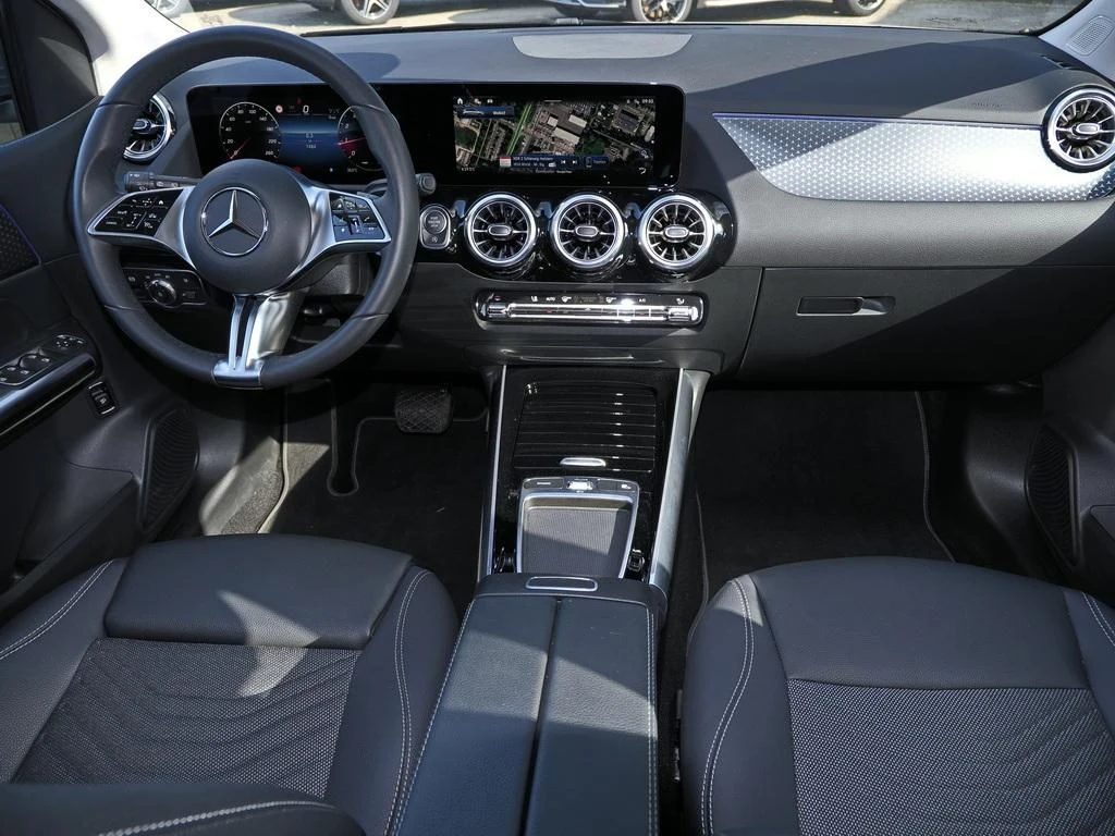Mercedes-Benz-B-Klasse 200-image-13