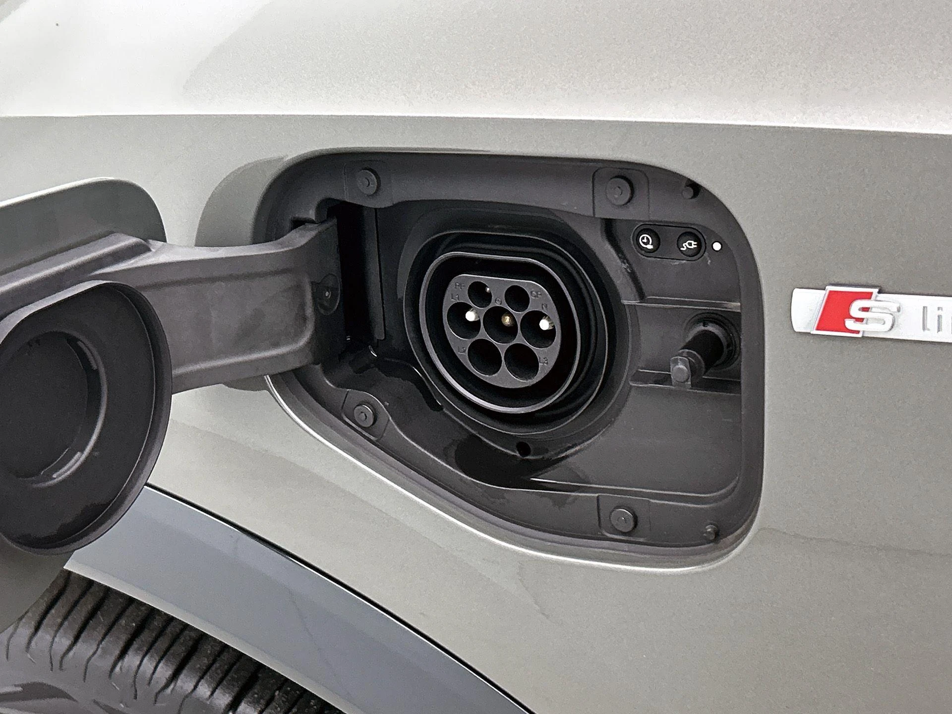 Audi-Q3-image-9