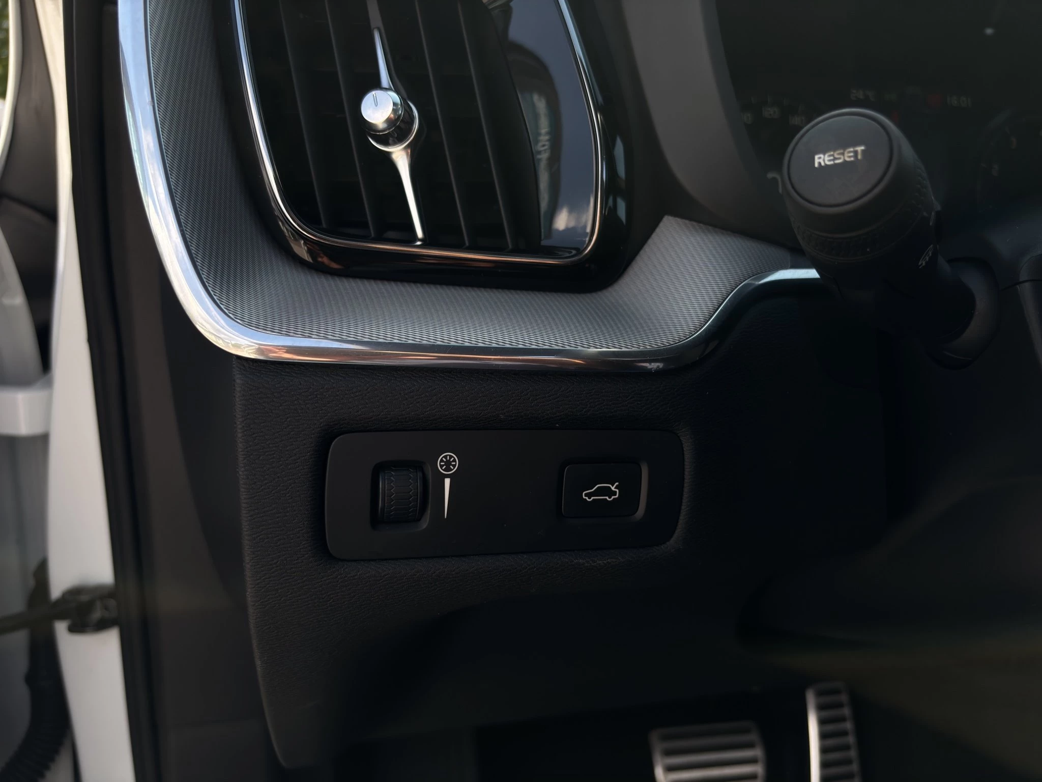 Volvo XC60 T5 AWD R-Design