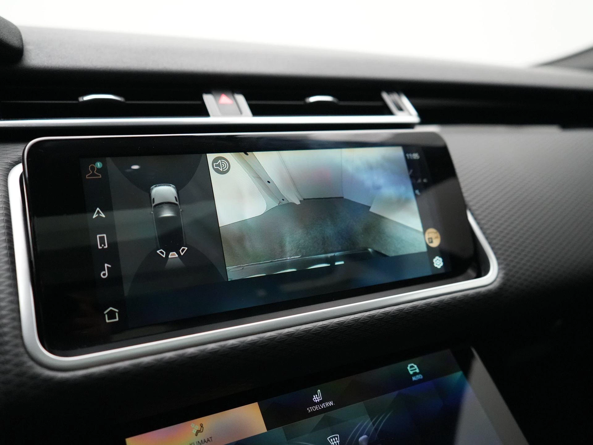 Land Rover-Range Rover Velar-image-31