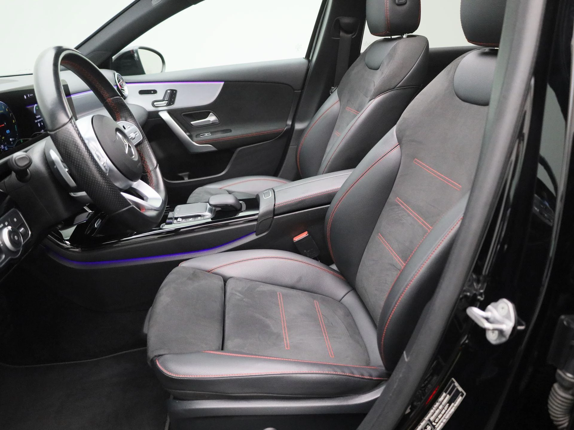 Mercedes-Benz-A-Klasse-image-7