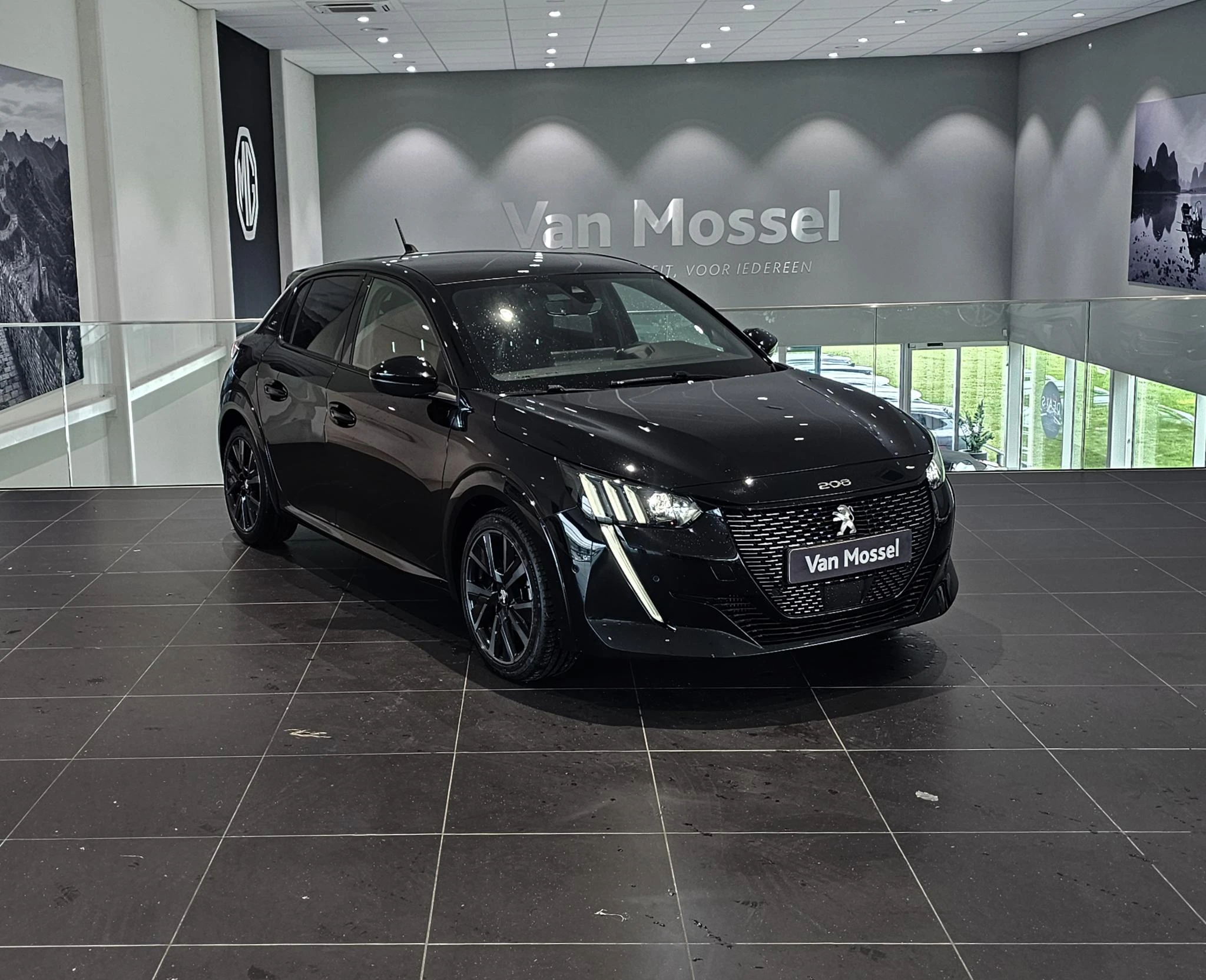 Peugeot-208-image-2