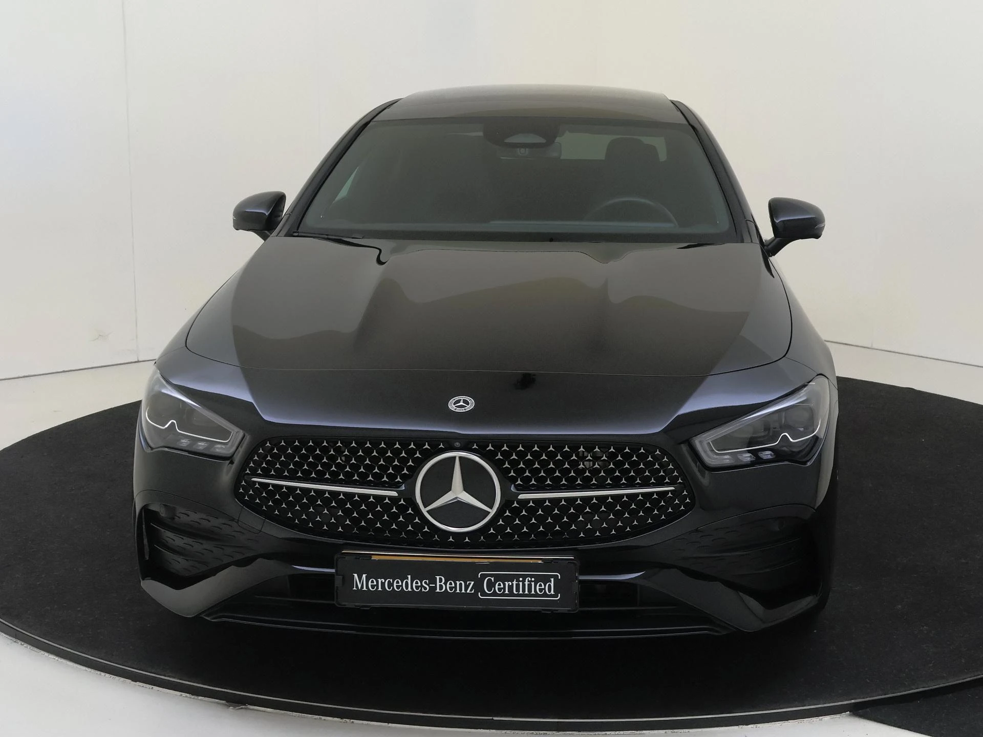 Mercedes-Benz-CLA-image-5