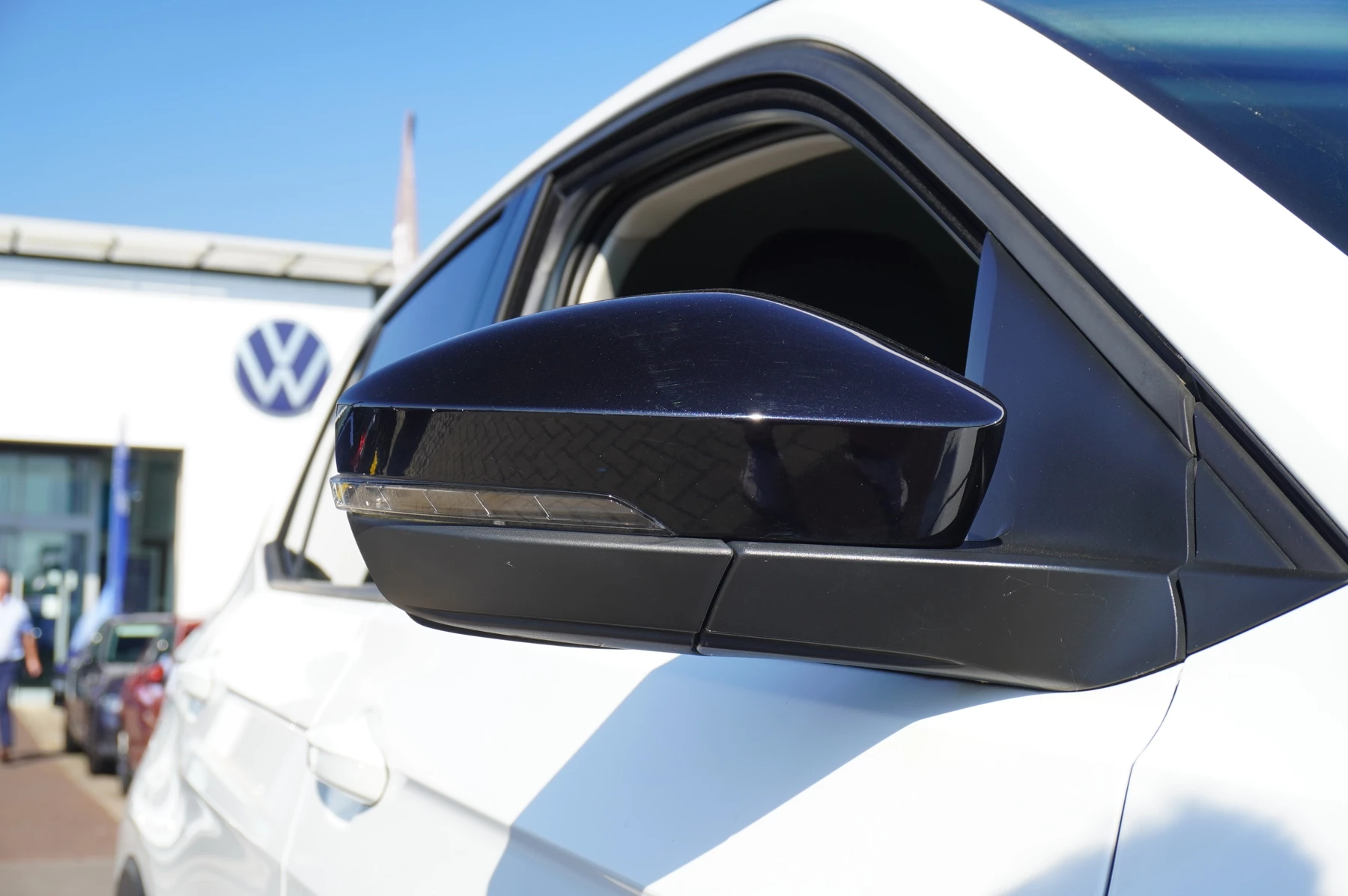 Volkswagen-T-Cross-image-16