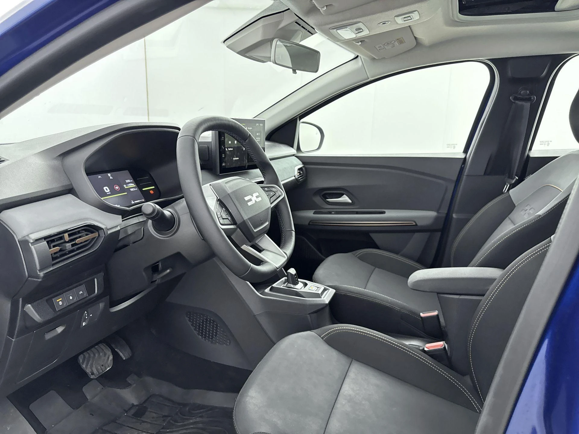 Dacia-Sandero Stepway-image-7