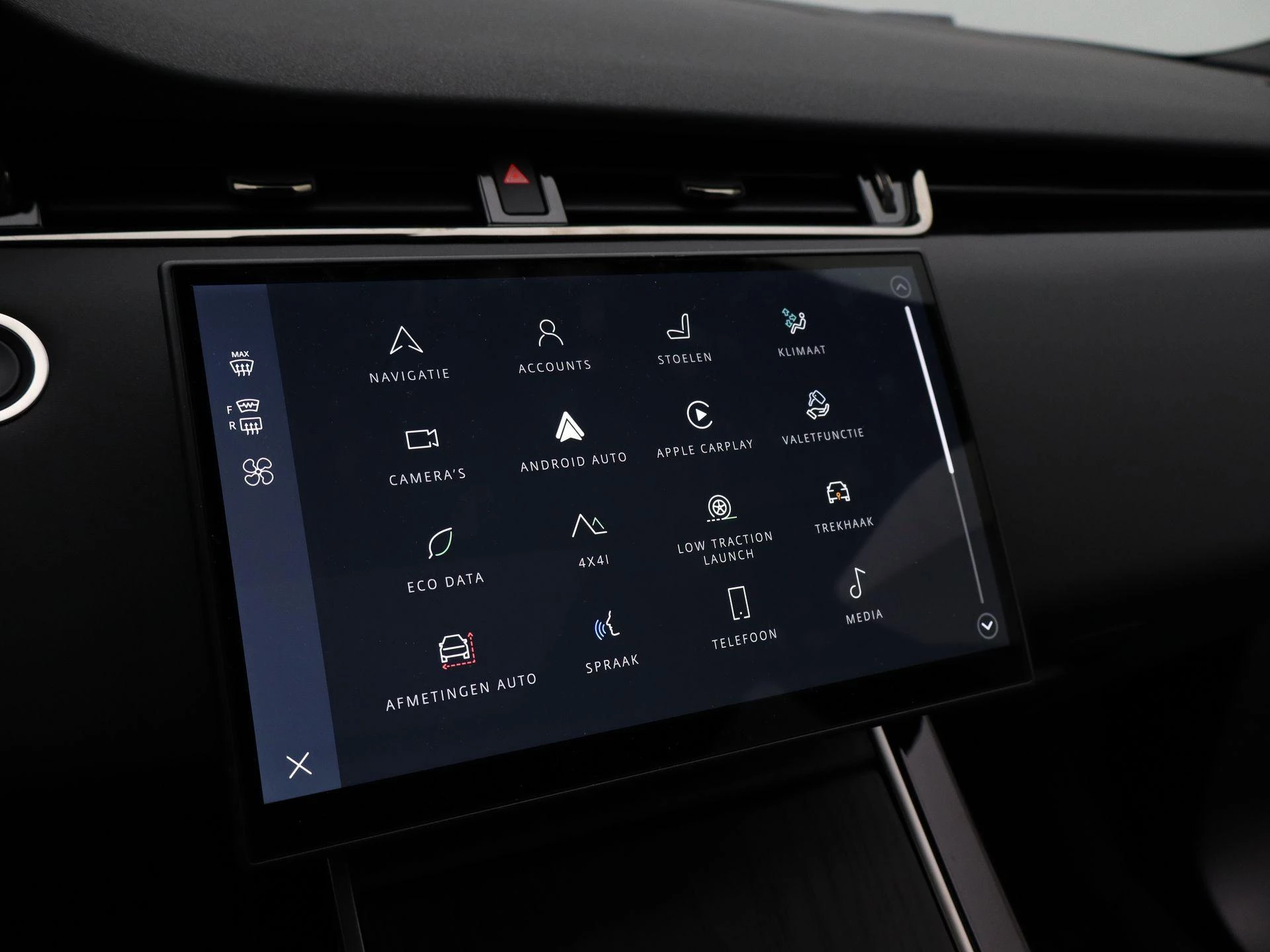 Land Rover-Range Rover Evoque-image-22