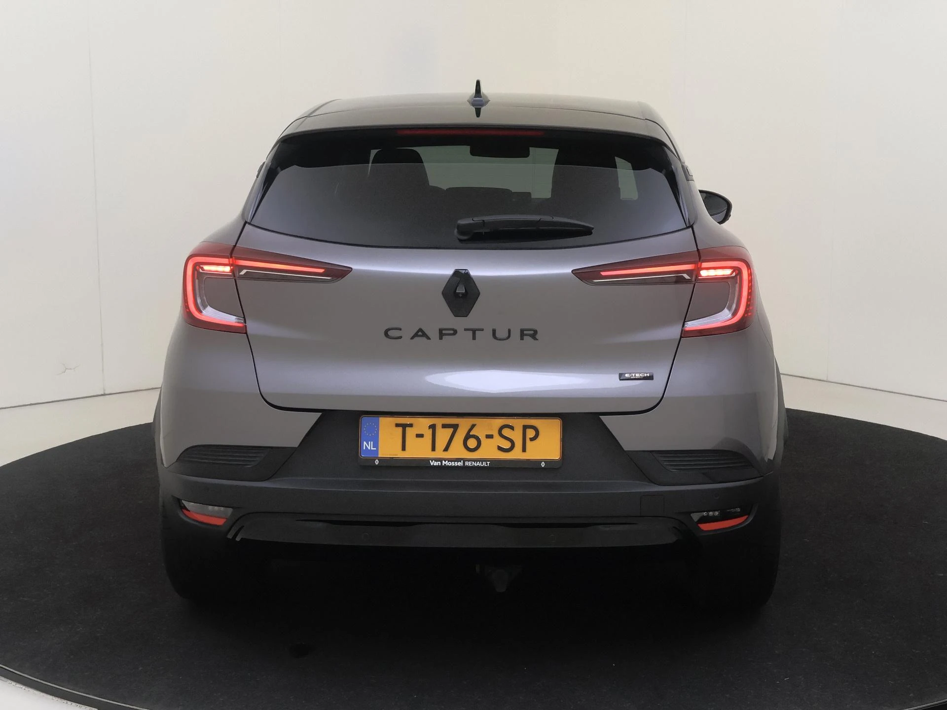 Renault-Captur-image-6