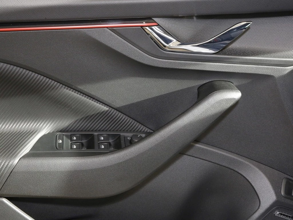 Škoda Kamiq Monte Carlo 1.5 UPE 44.560 AHK Infotain