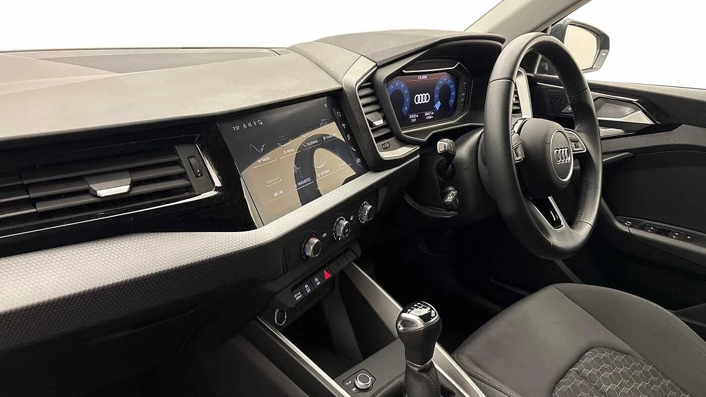 Audi-A1 Sportback-image-32