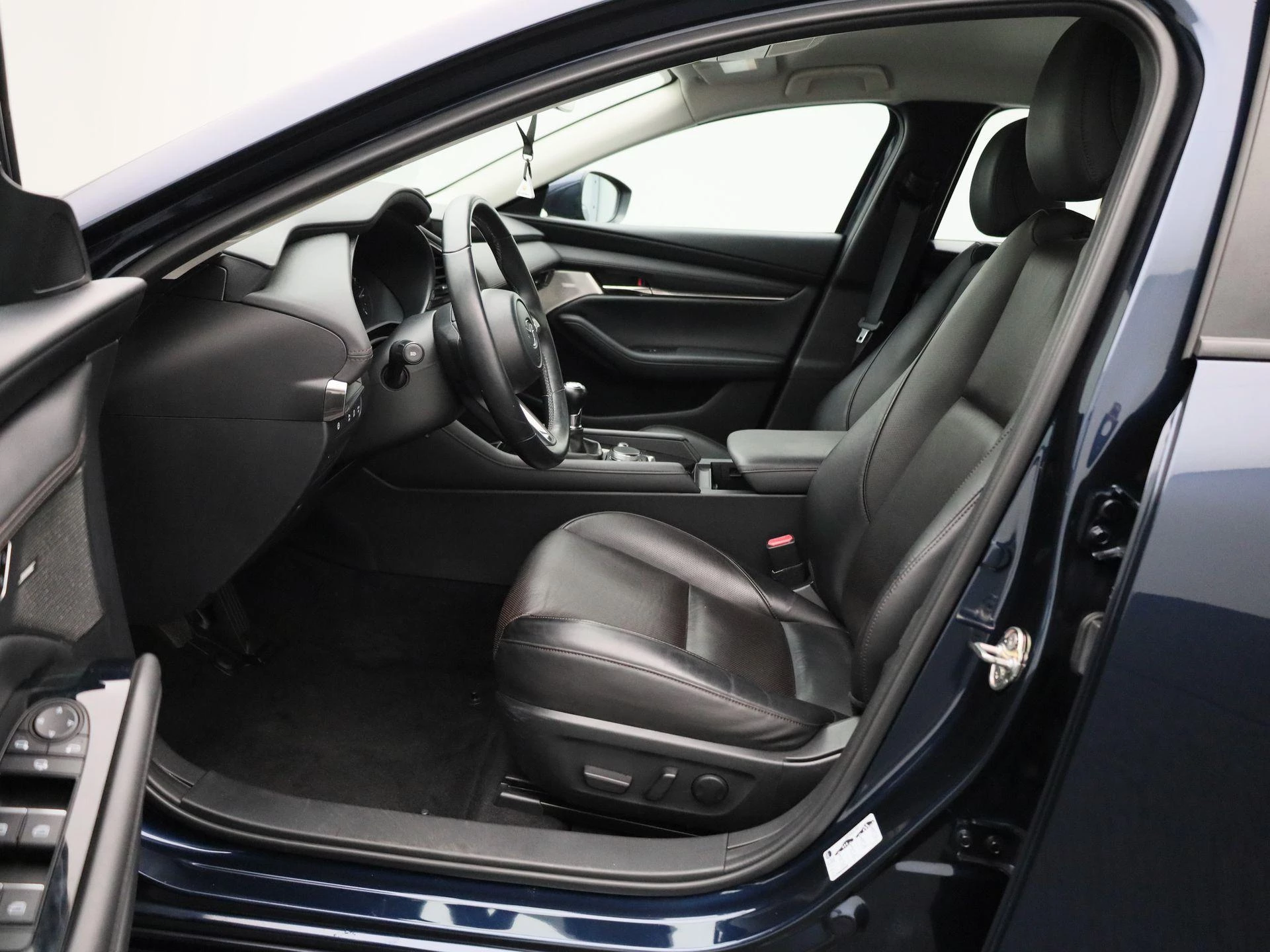 Mazda-3-image-7