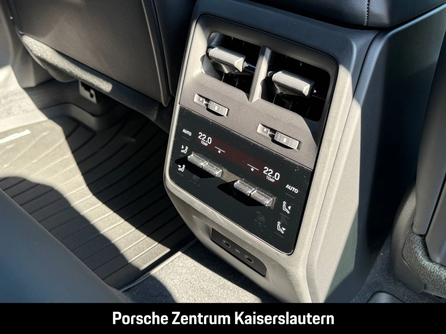 Porsche Macan 4 Surround-View BOSE Luftfederung LED -