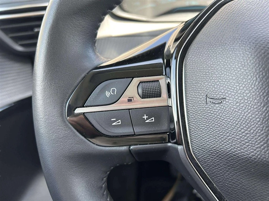 Peugeot e-208 EL Active 136HK 5d Aut.
