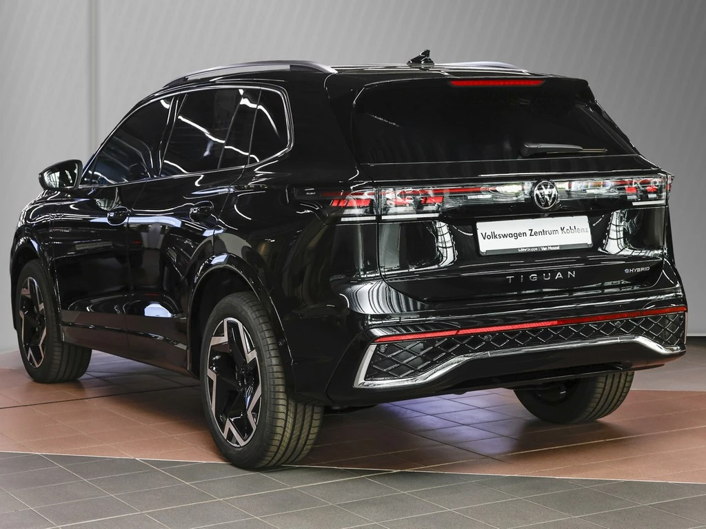 Volkswagen-Tiguan-image-3