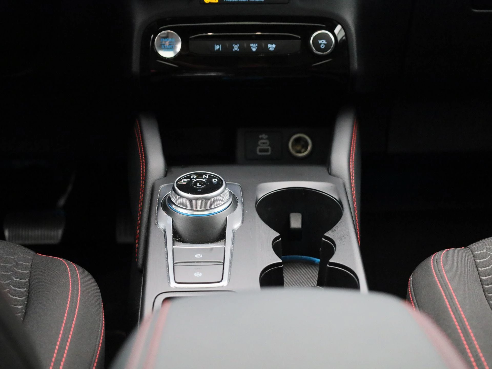Ford-Kuga-image-9