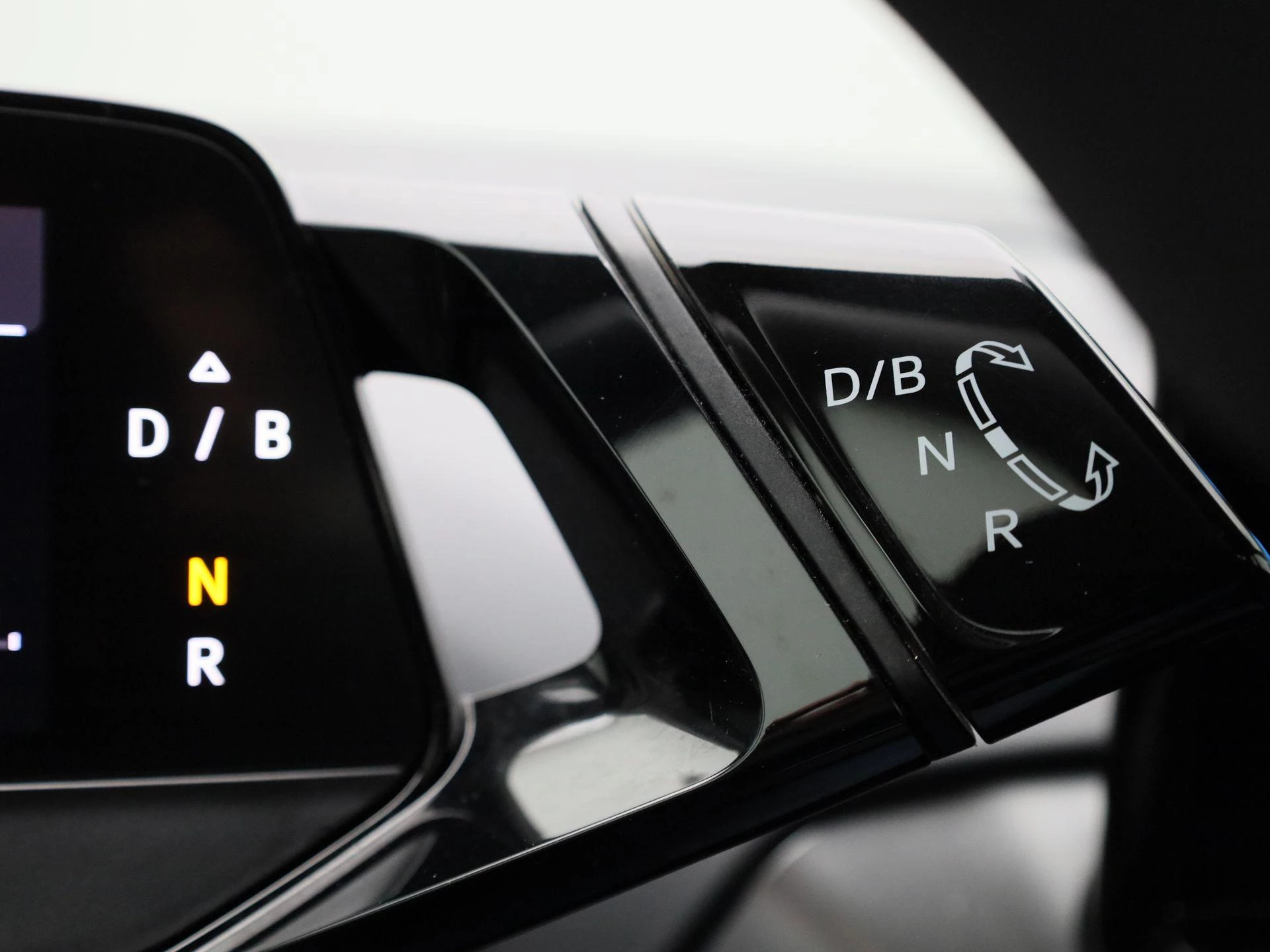 Volkswagen-ID.4-image-23