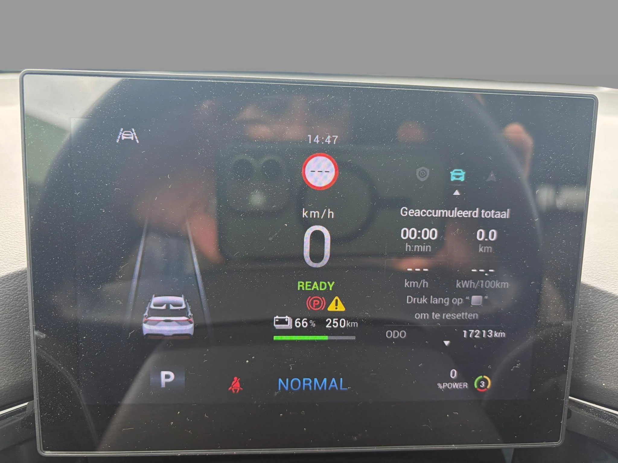 MG MG4 64 kWh Luxury