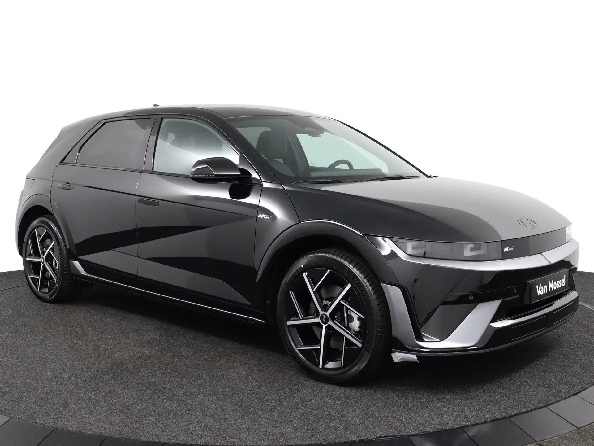 Hyundai-IONIQ 5-image-3