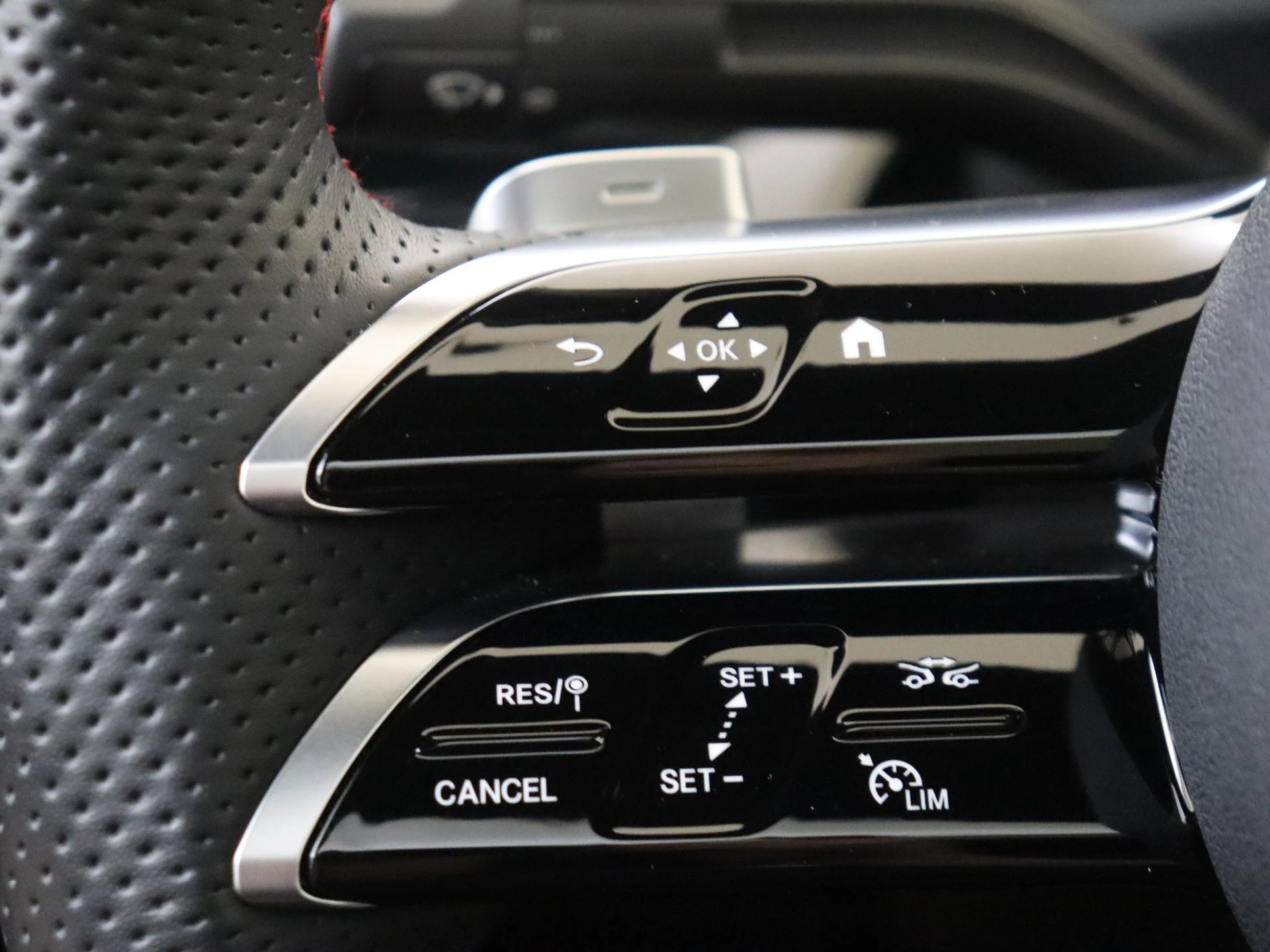 Mercedes-Benz CLA 250 e Business Solution AMG