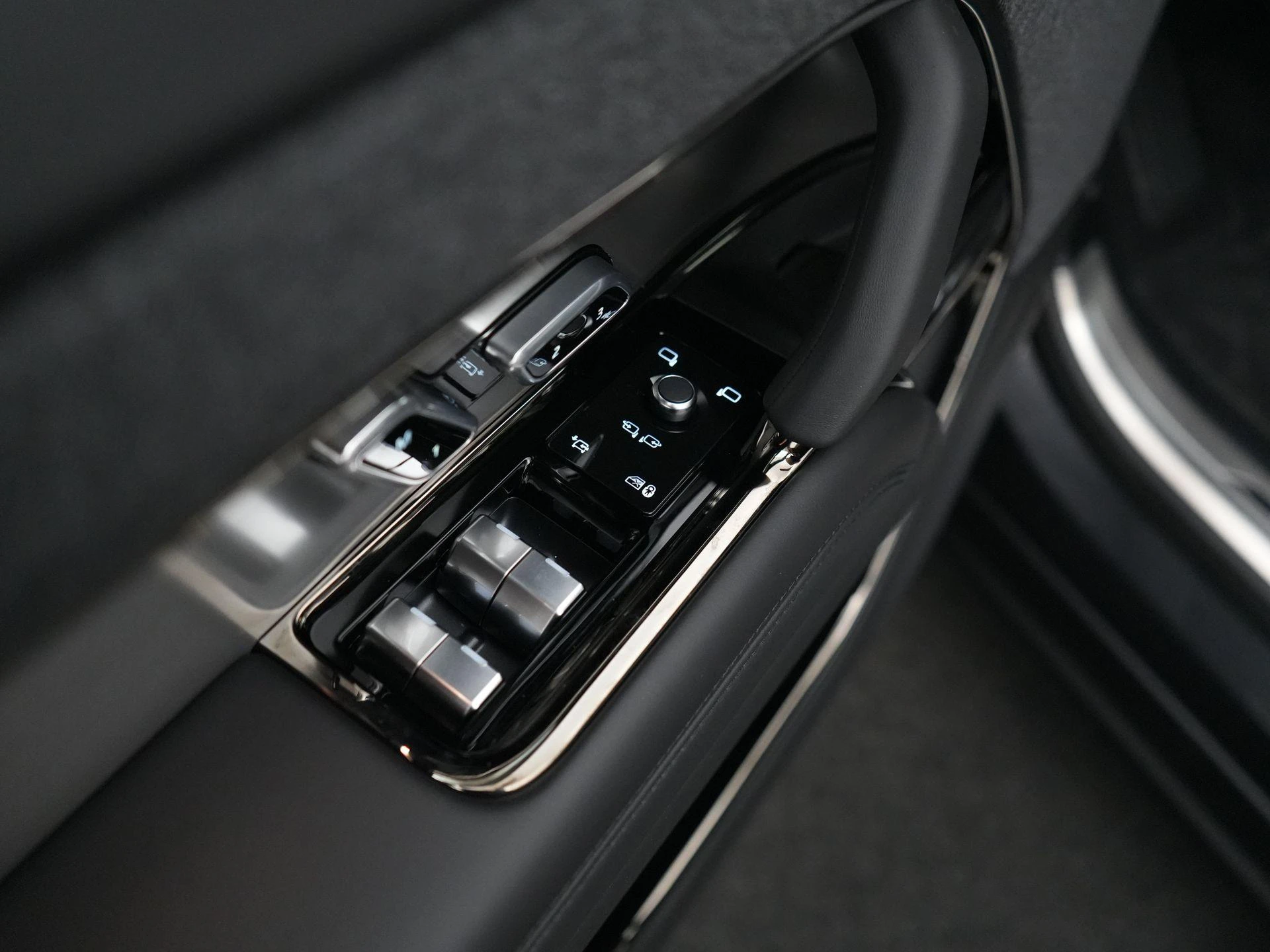 Land Rover-Range Rover Sport-image-37