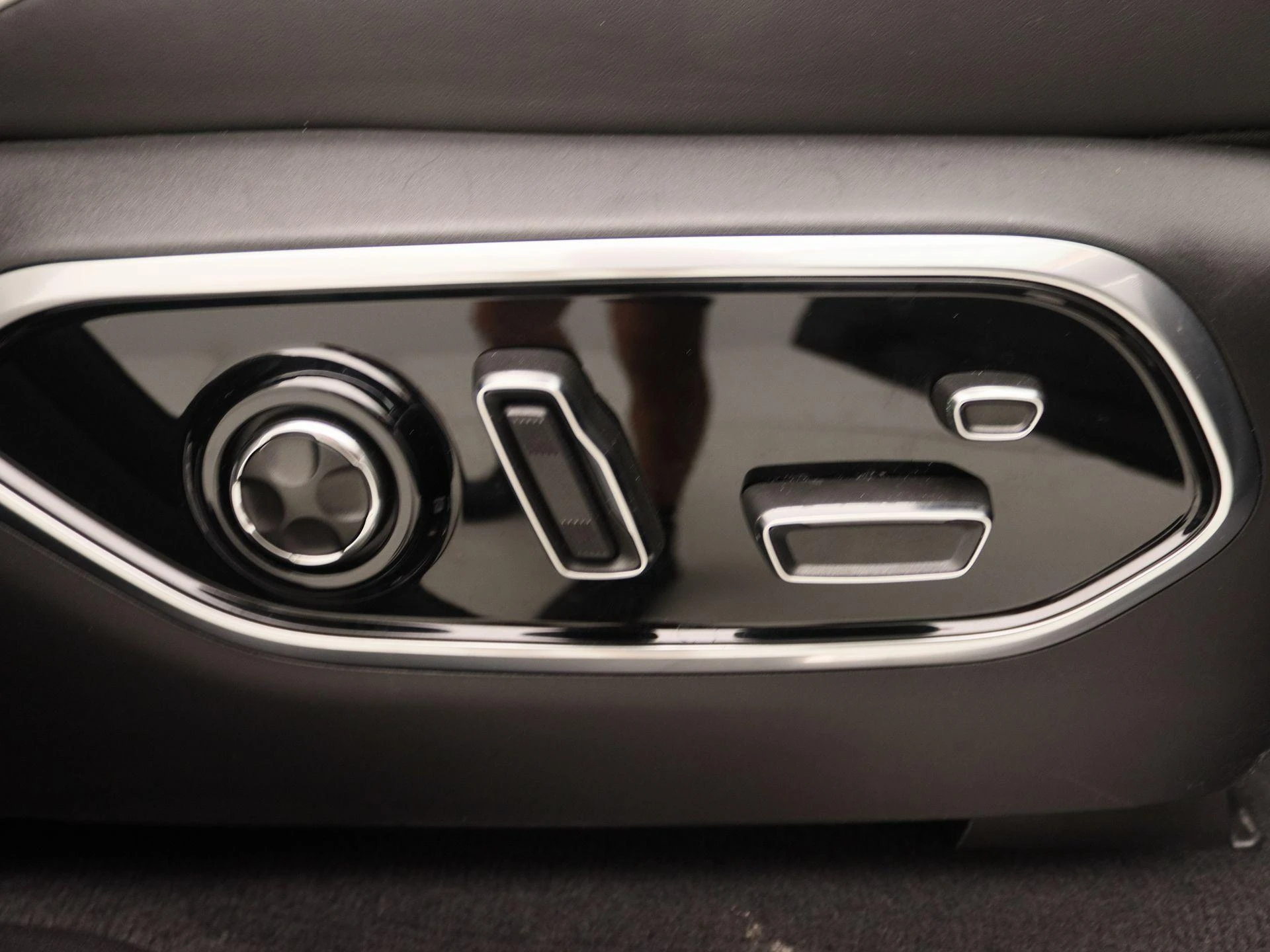 Jeep-Grand Cherokee-image-27