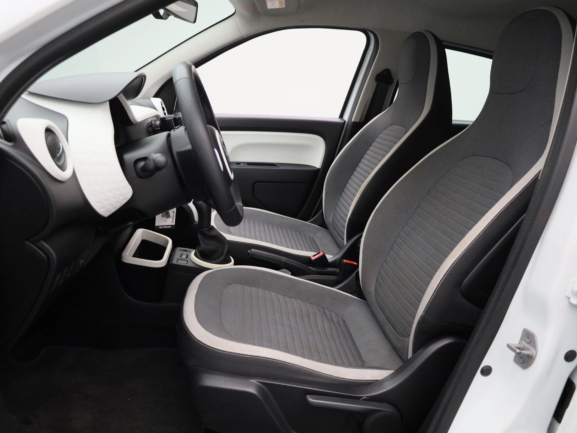 Renault-Twingo-image-10