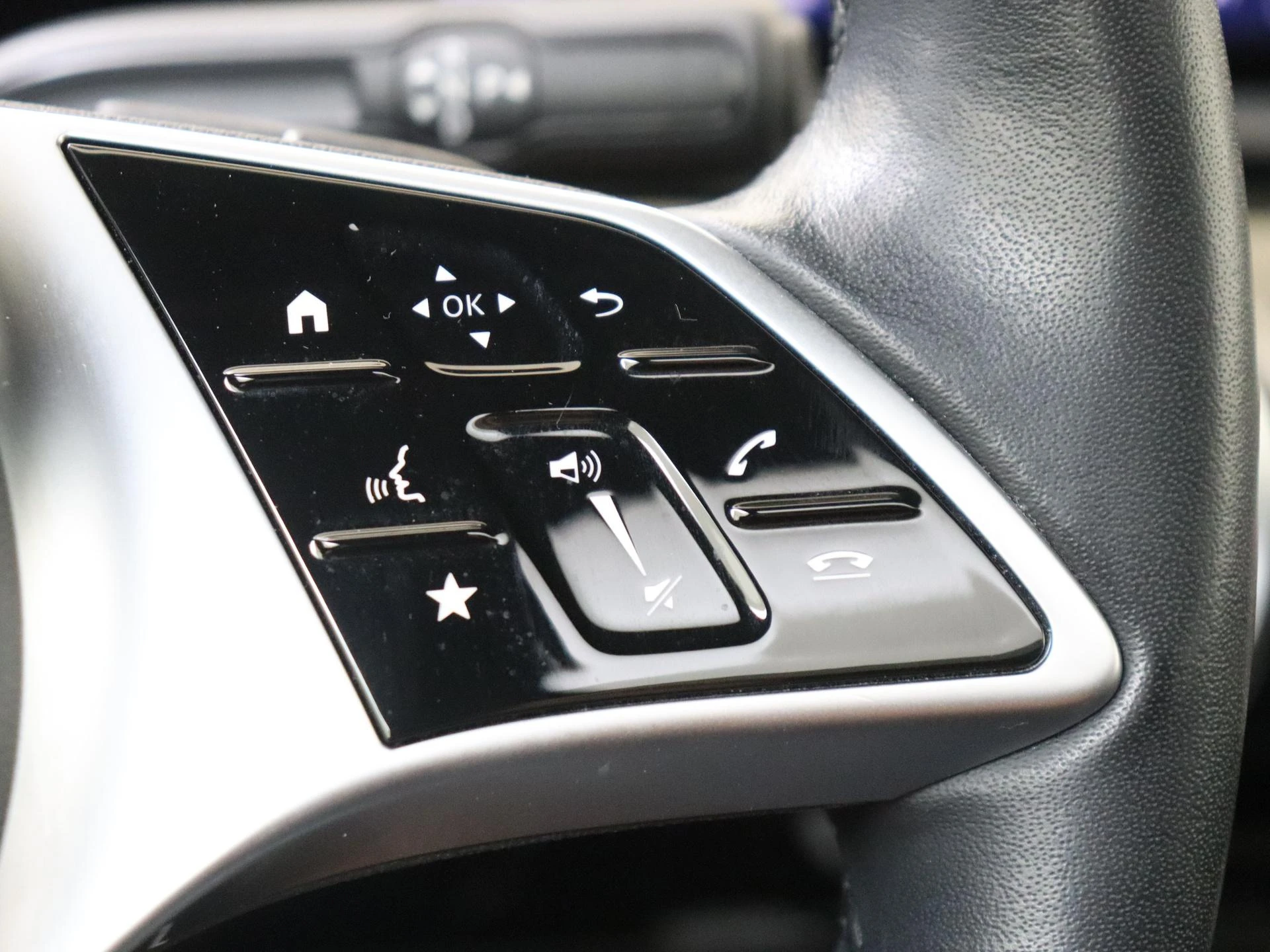 Mercedes-Benz-A-Klasse-image-13