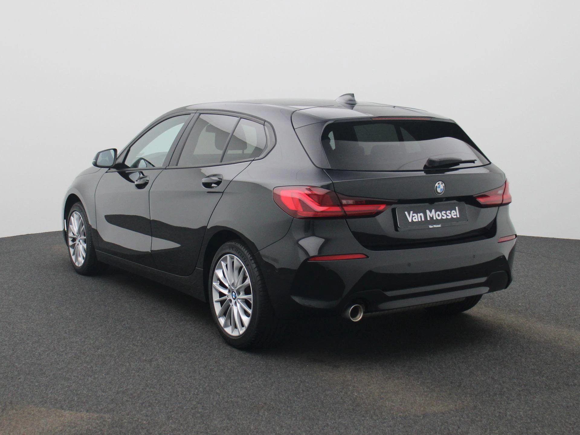 BMW 1 Reeks Hatch 118iA (100 kW)