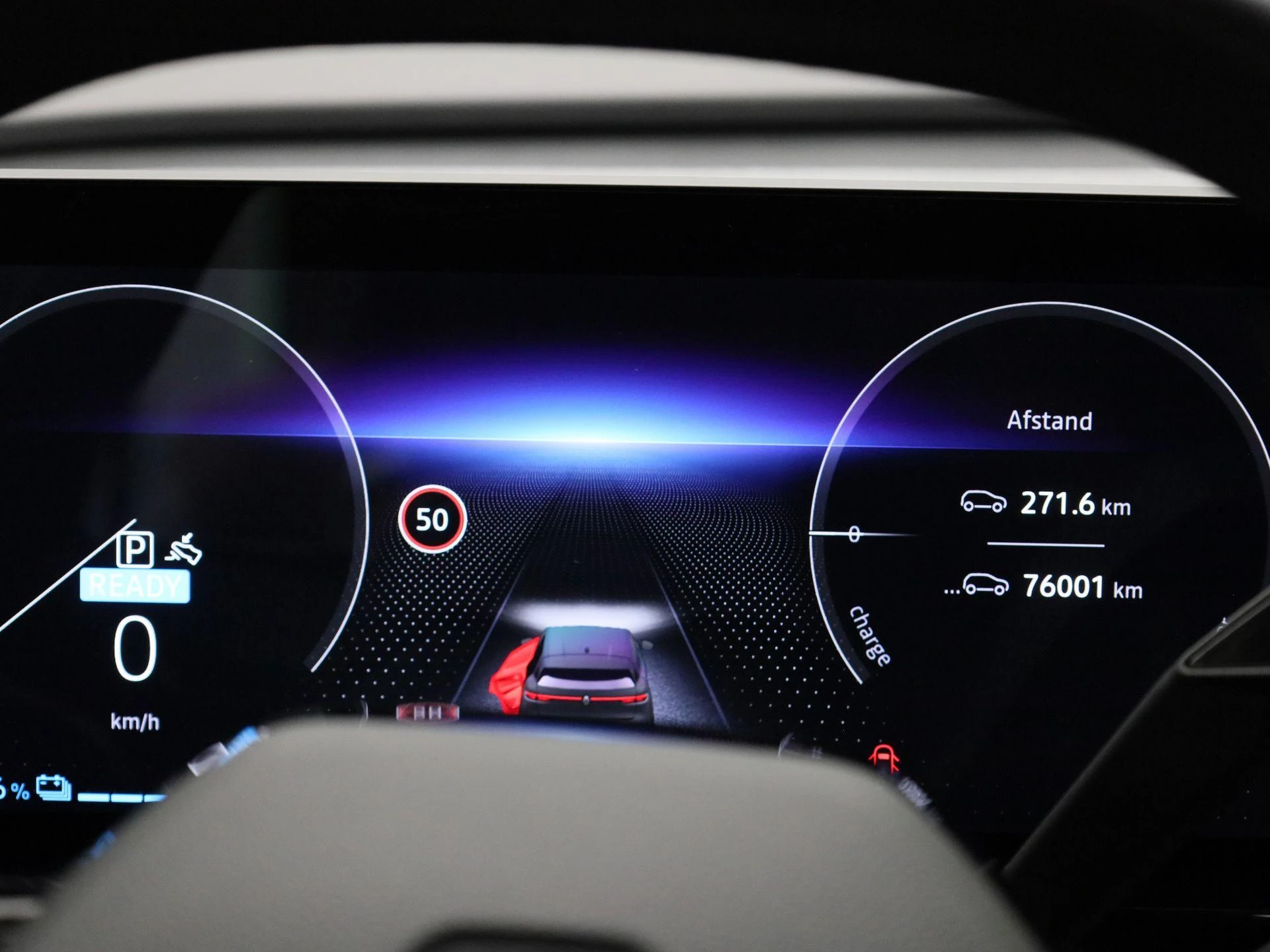 Renault-Megane E-Tech-image-7