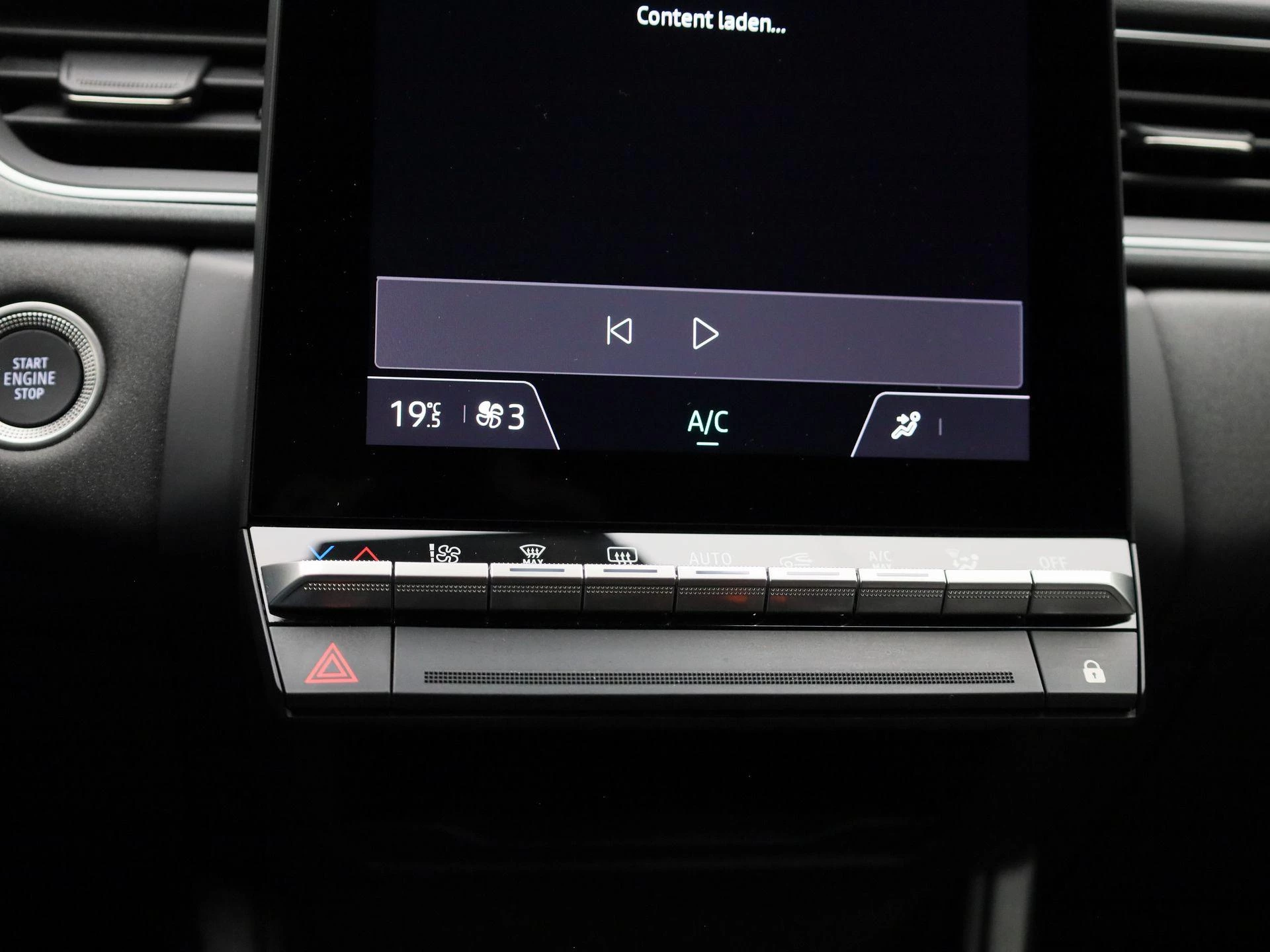 Renault-Captur-image-17
