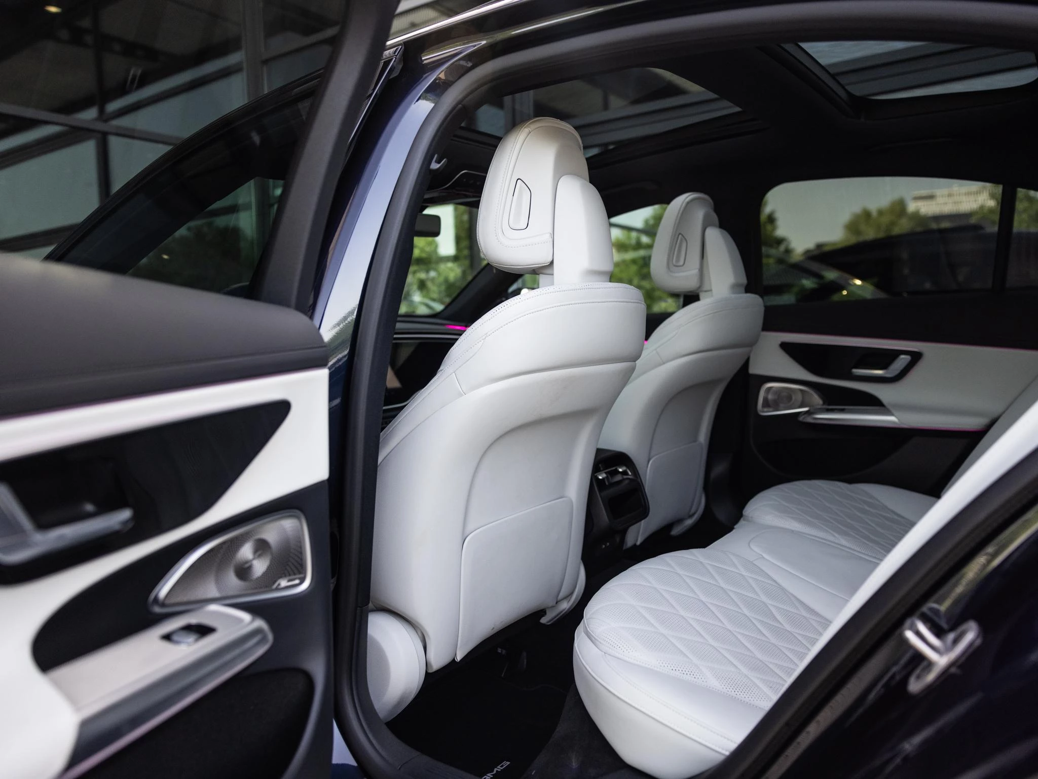 Mercedes-Benz E-Klasse 300 e AMG Line