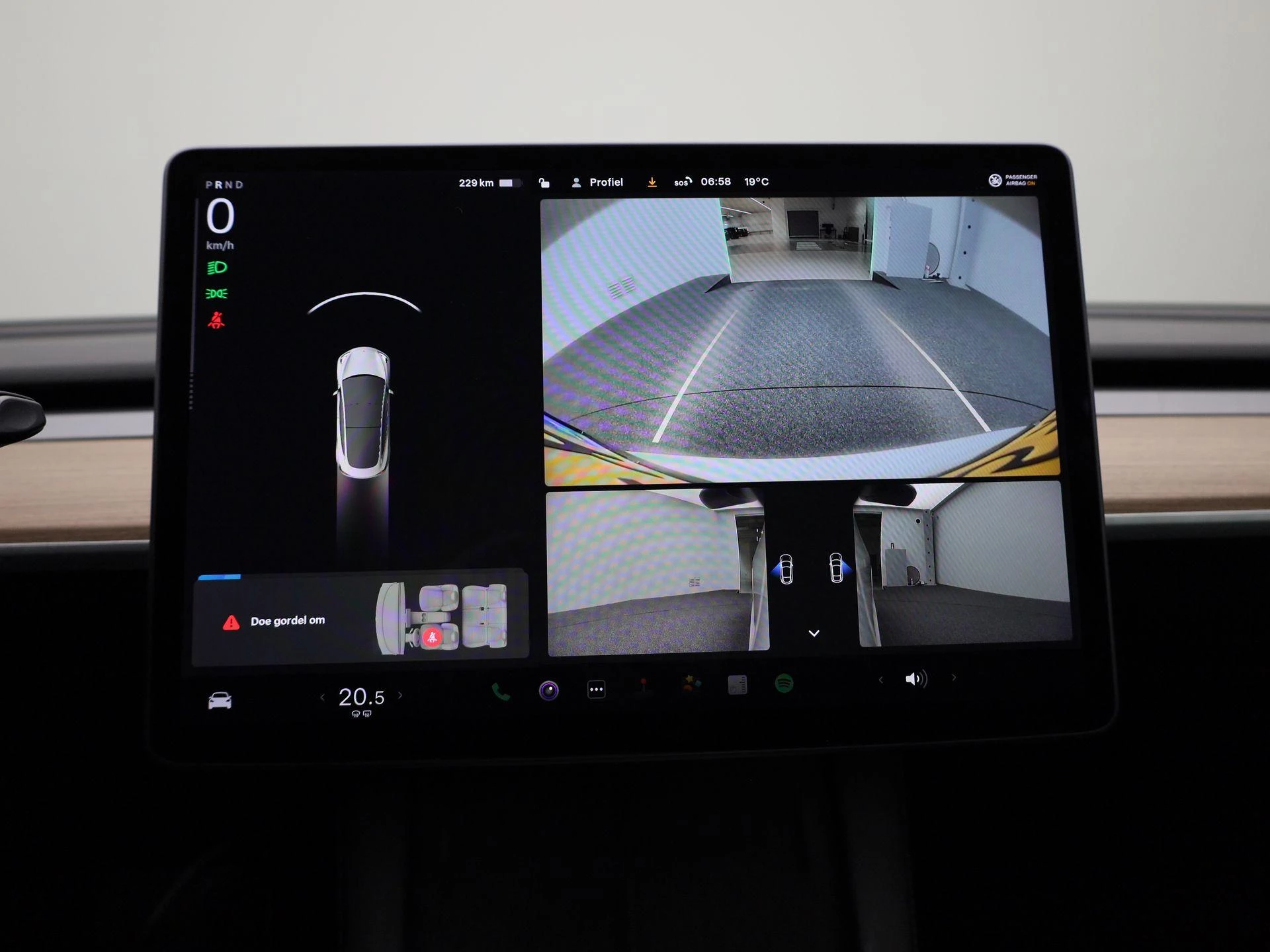 Tesla Model 3 Standard RWD Plus 60 kWh