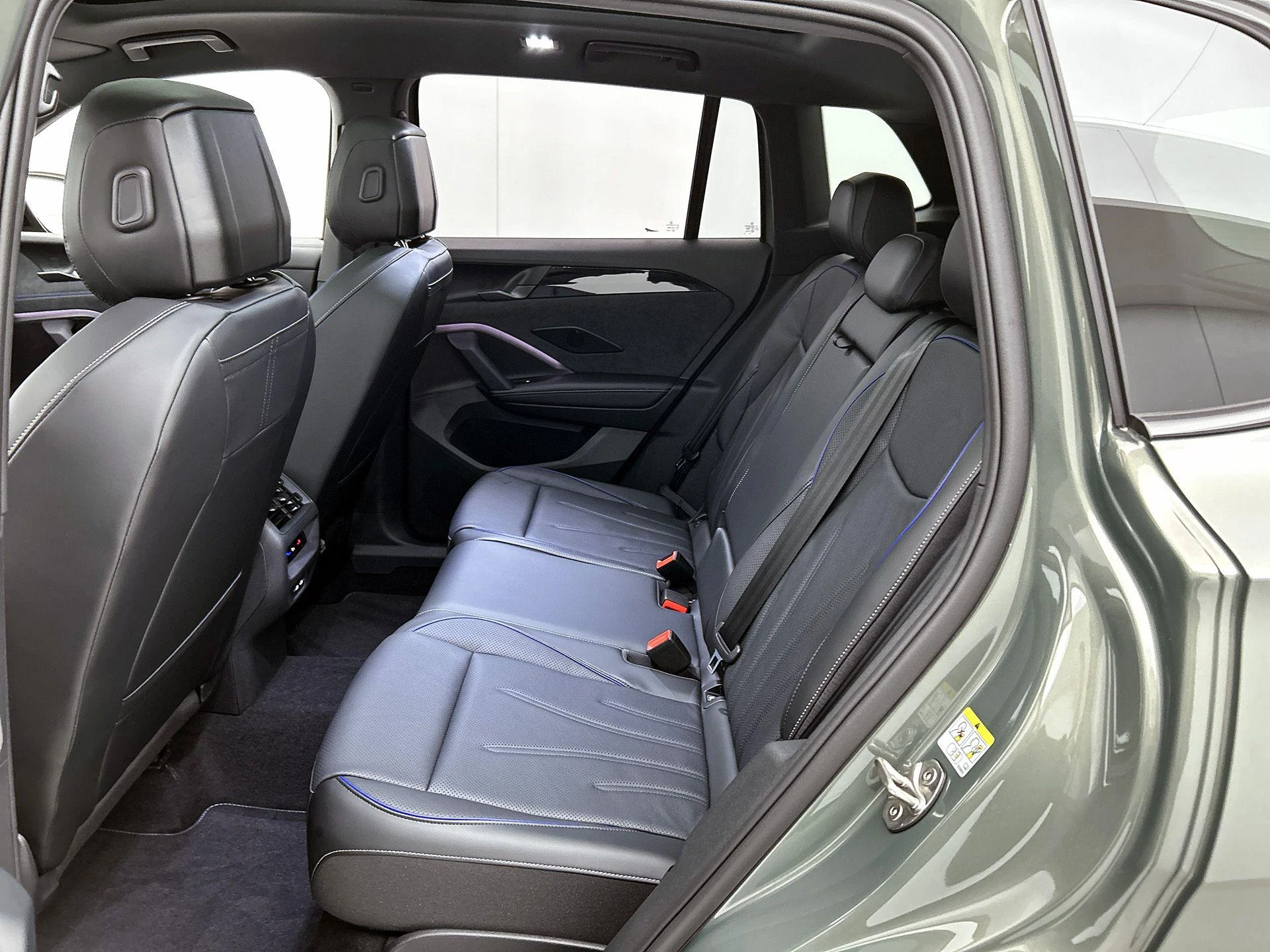 Volkswagen-Tiguan-image-29