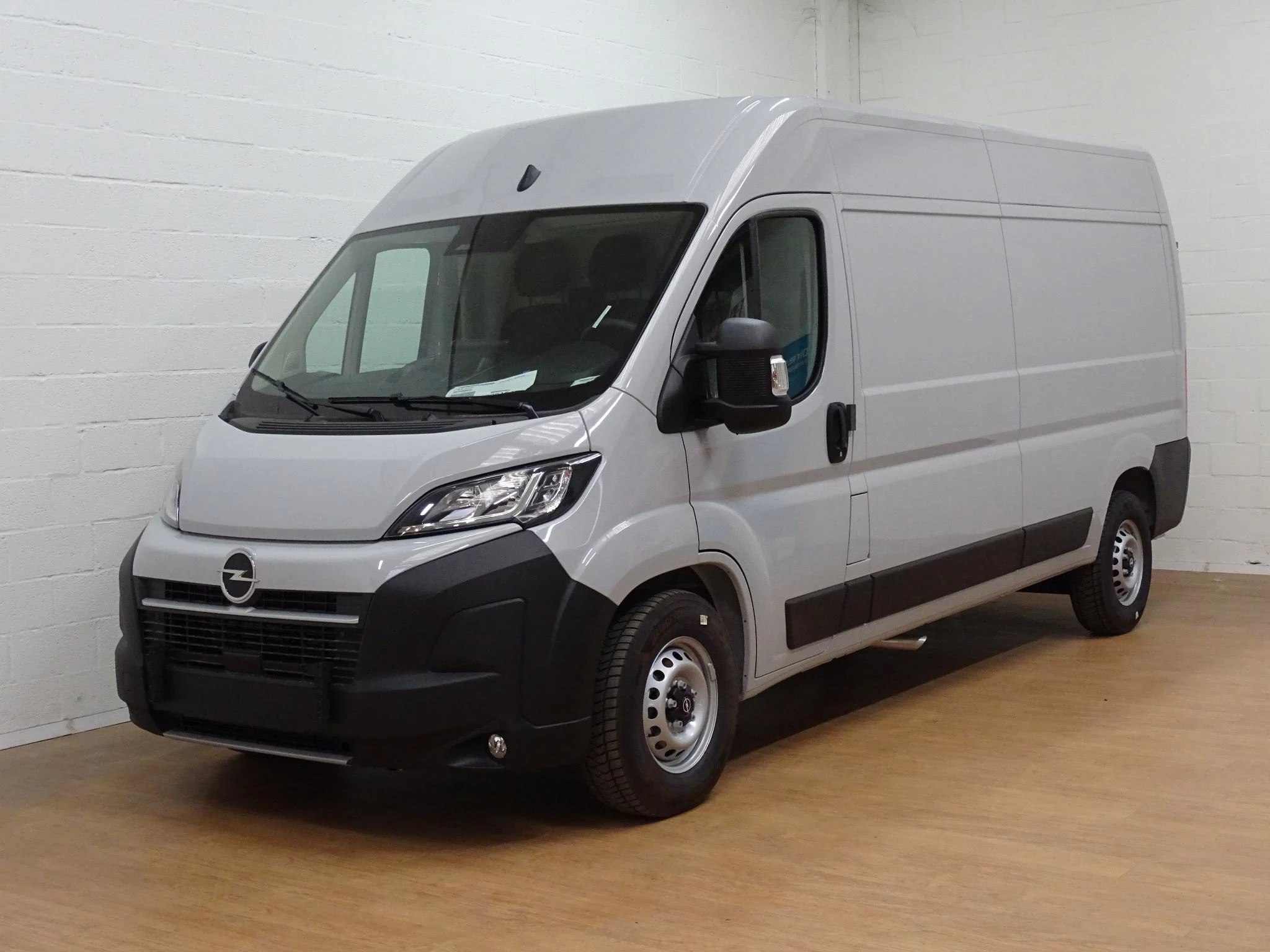 Opel-Movano-image-4