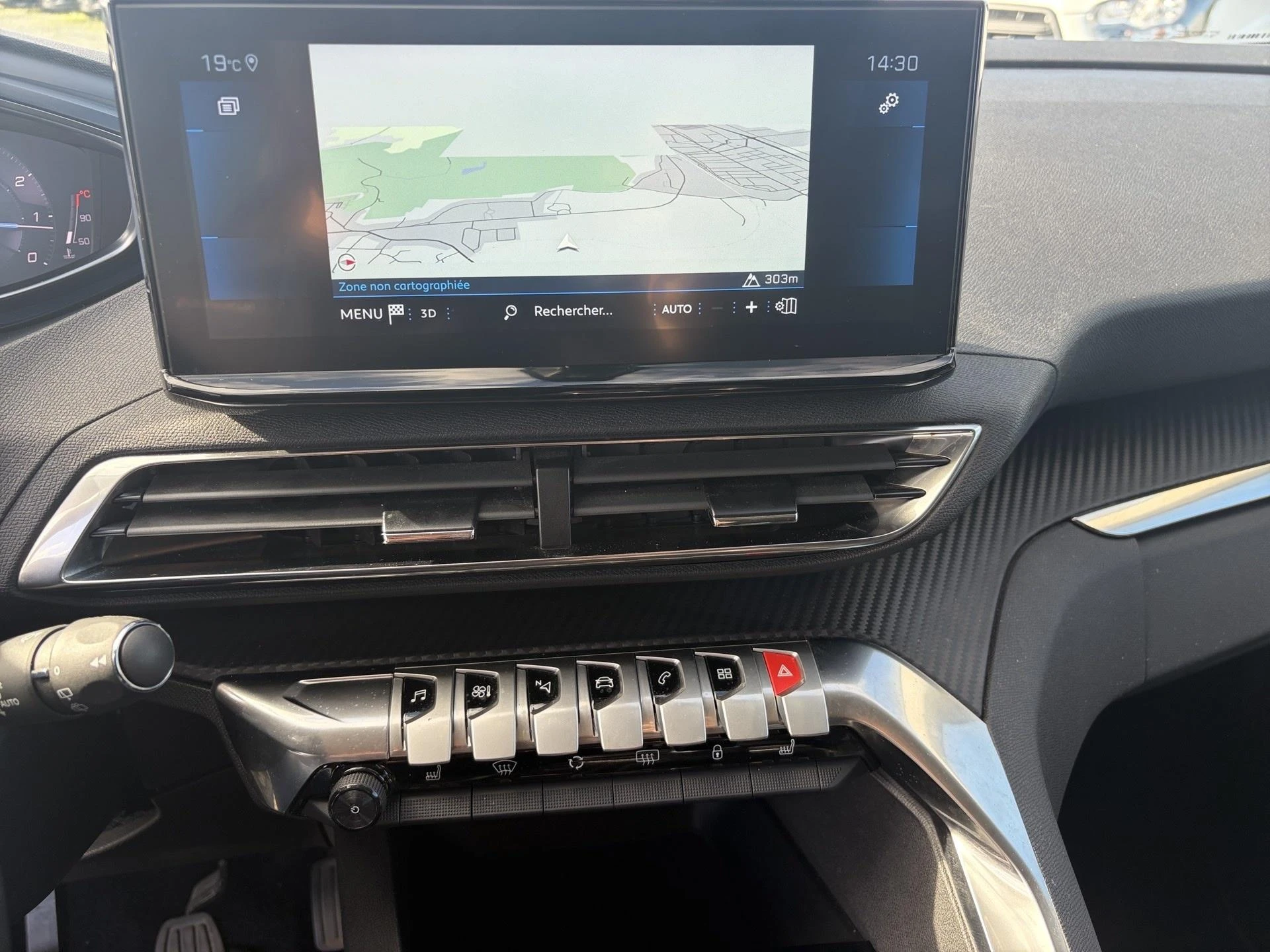 Peugeot-5008-image-2