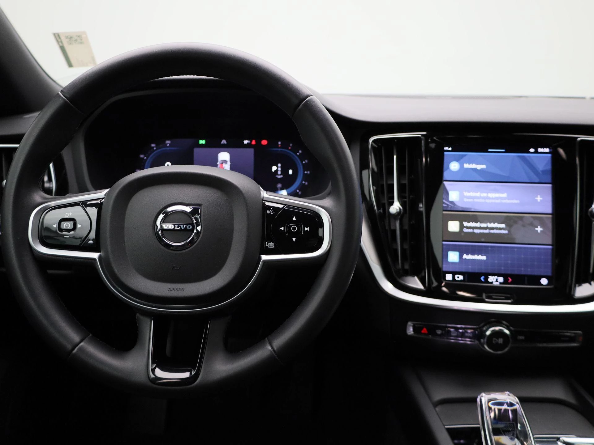 Volvo-S60-image-6