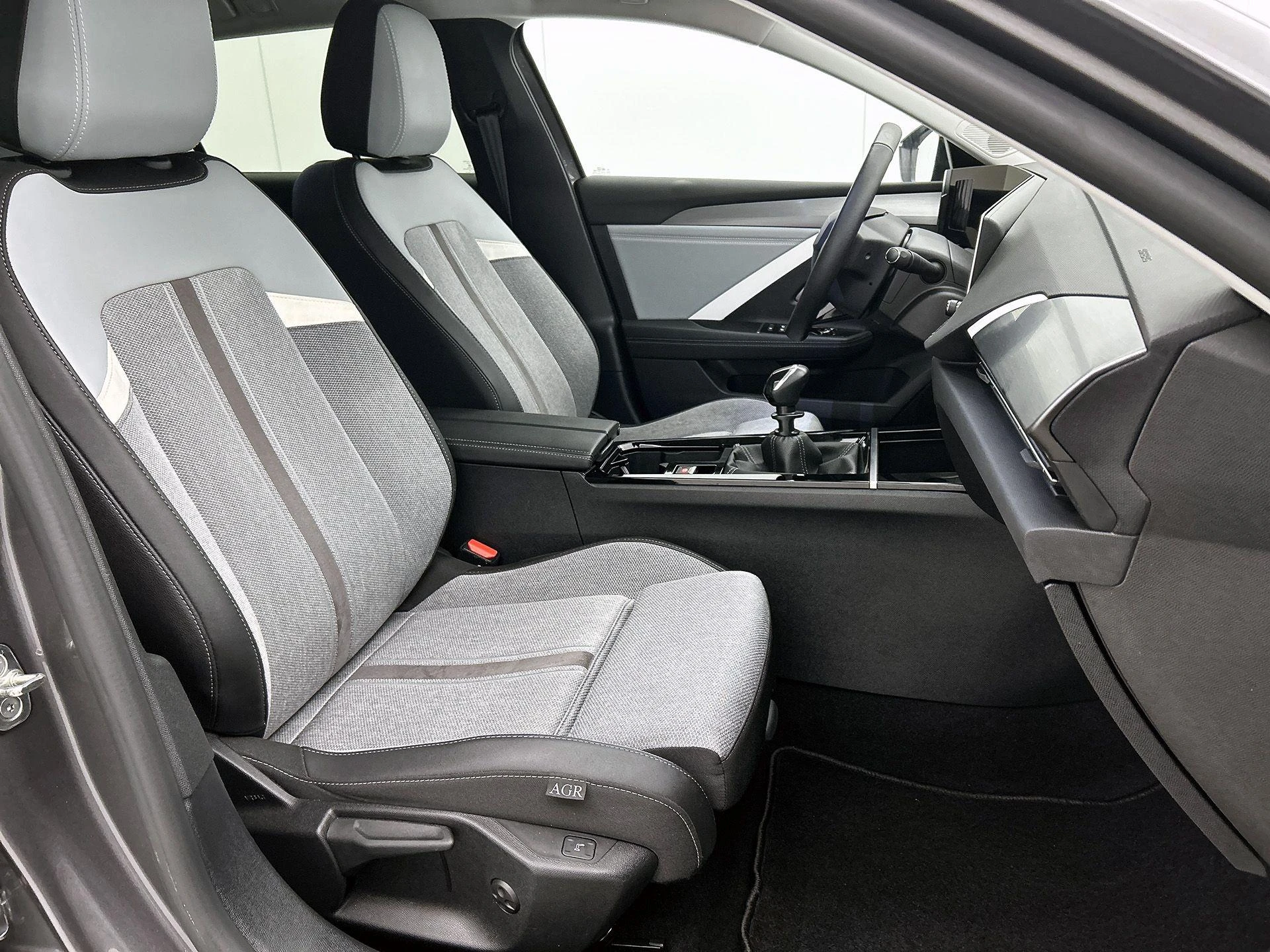Opel-Astra-image-39