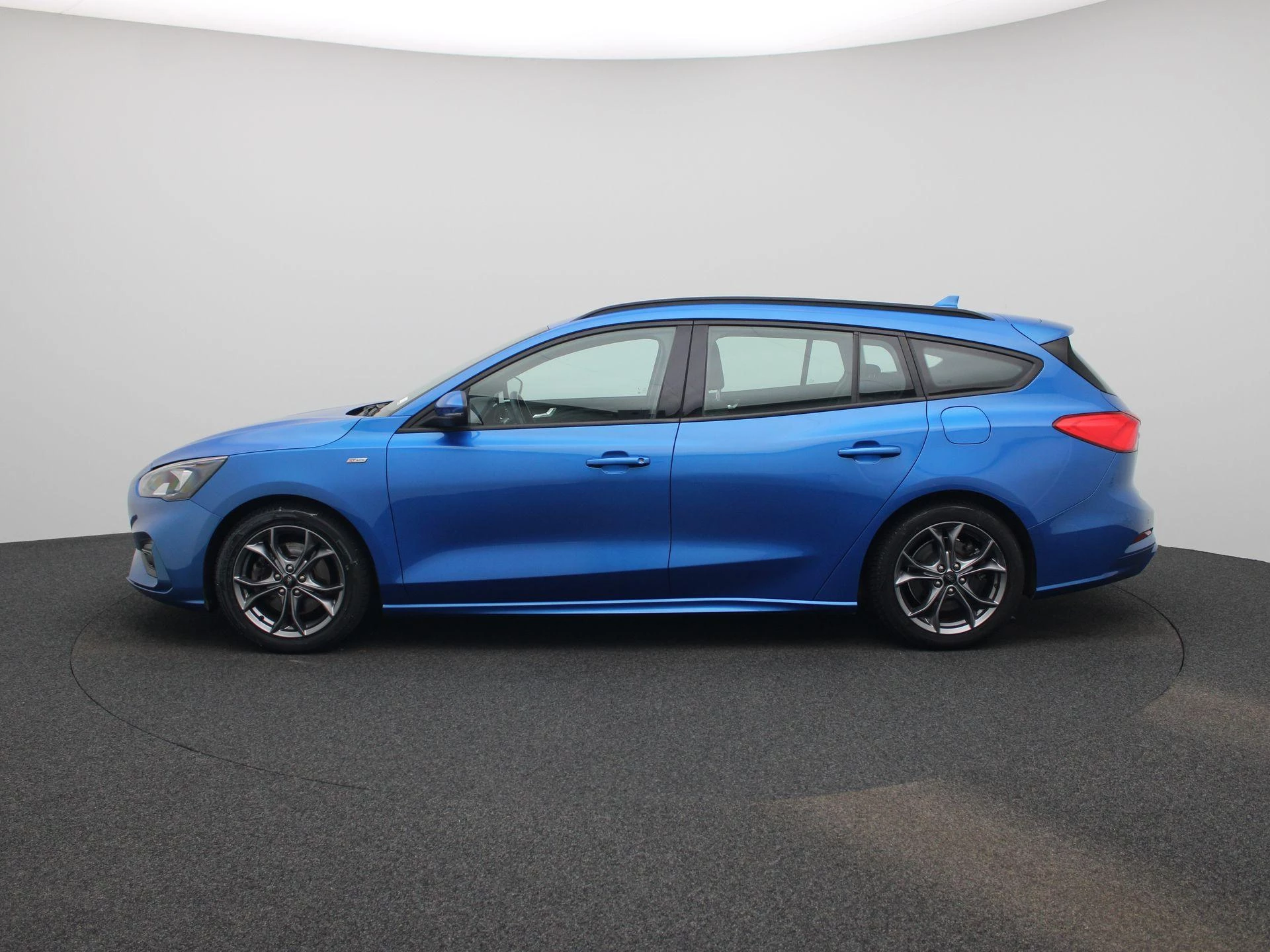 Ford Focus Wagon 1.5 EcoBoost ST Line Business