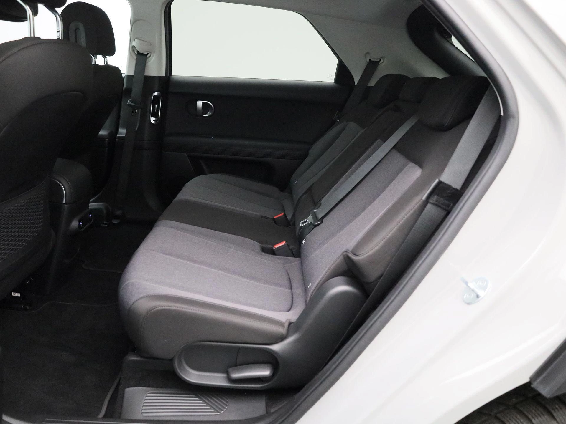 Hyundai-IONIQ 5-image-10