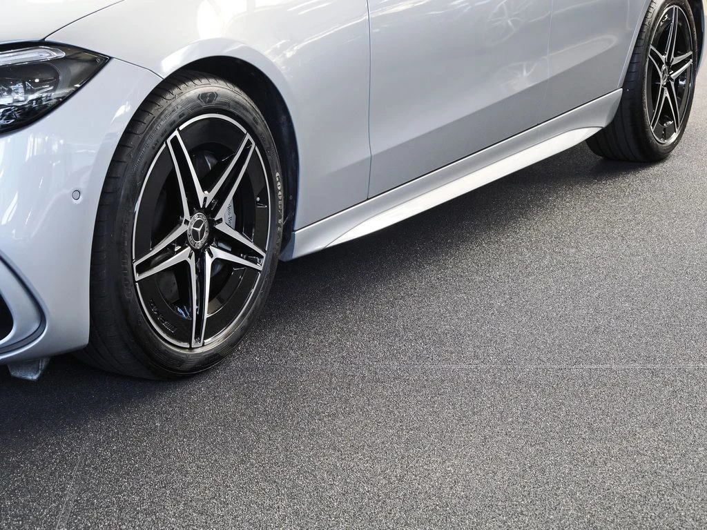 Mercedes-Benz-C-Klasse 200-image-6