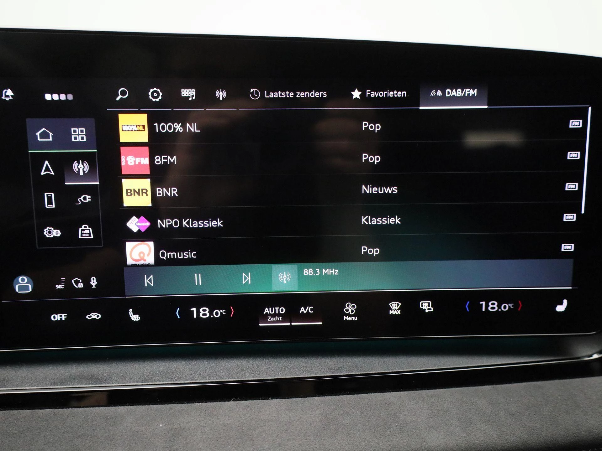 Audi-Q6 e-tron-image-24